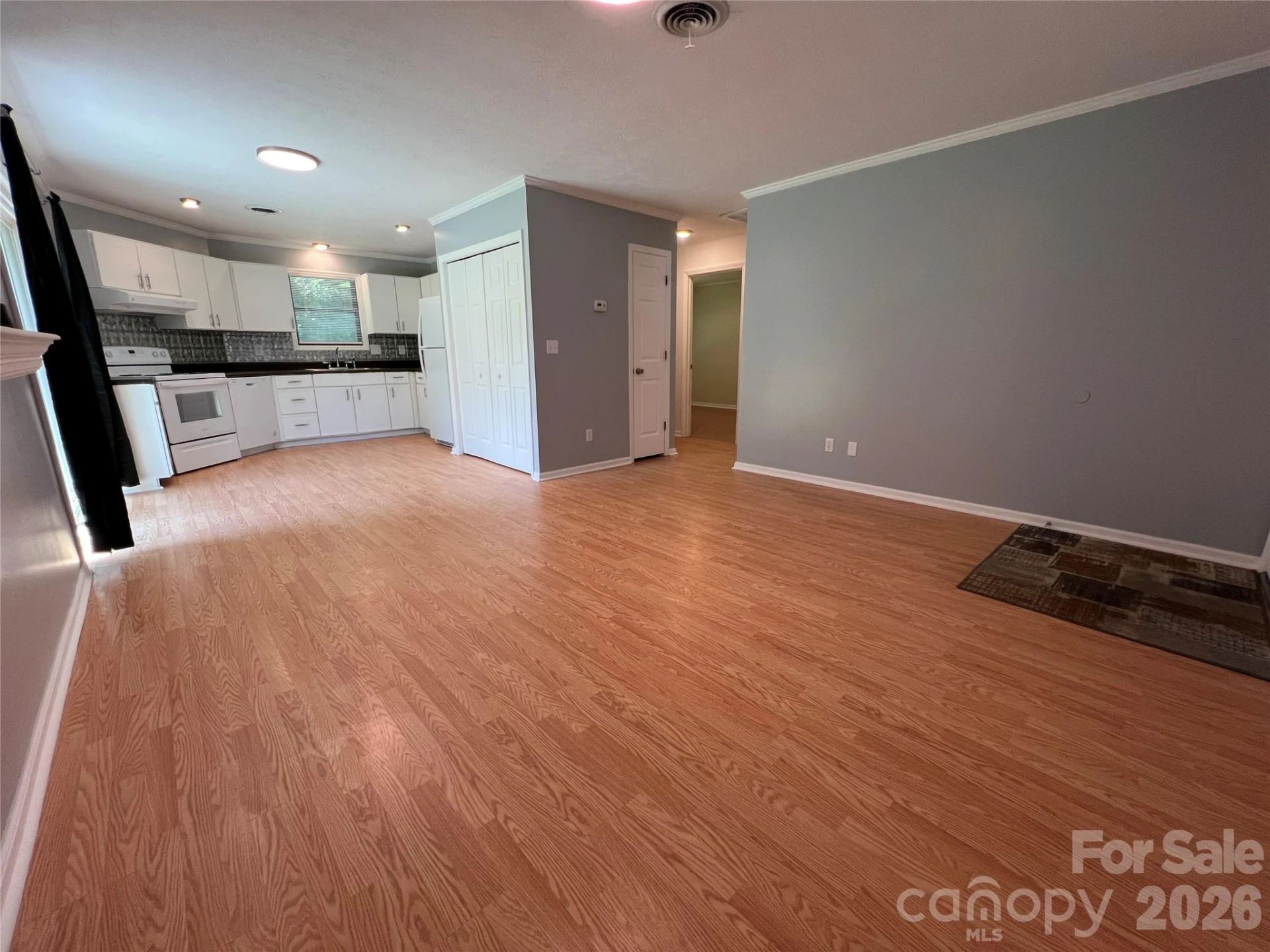 714 Farmington Circle - Photo 6