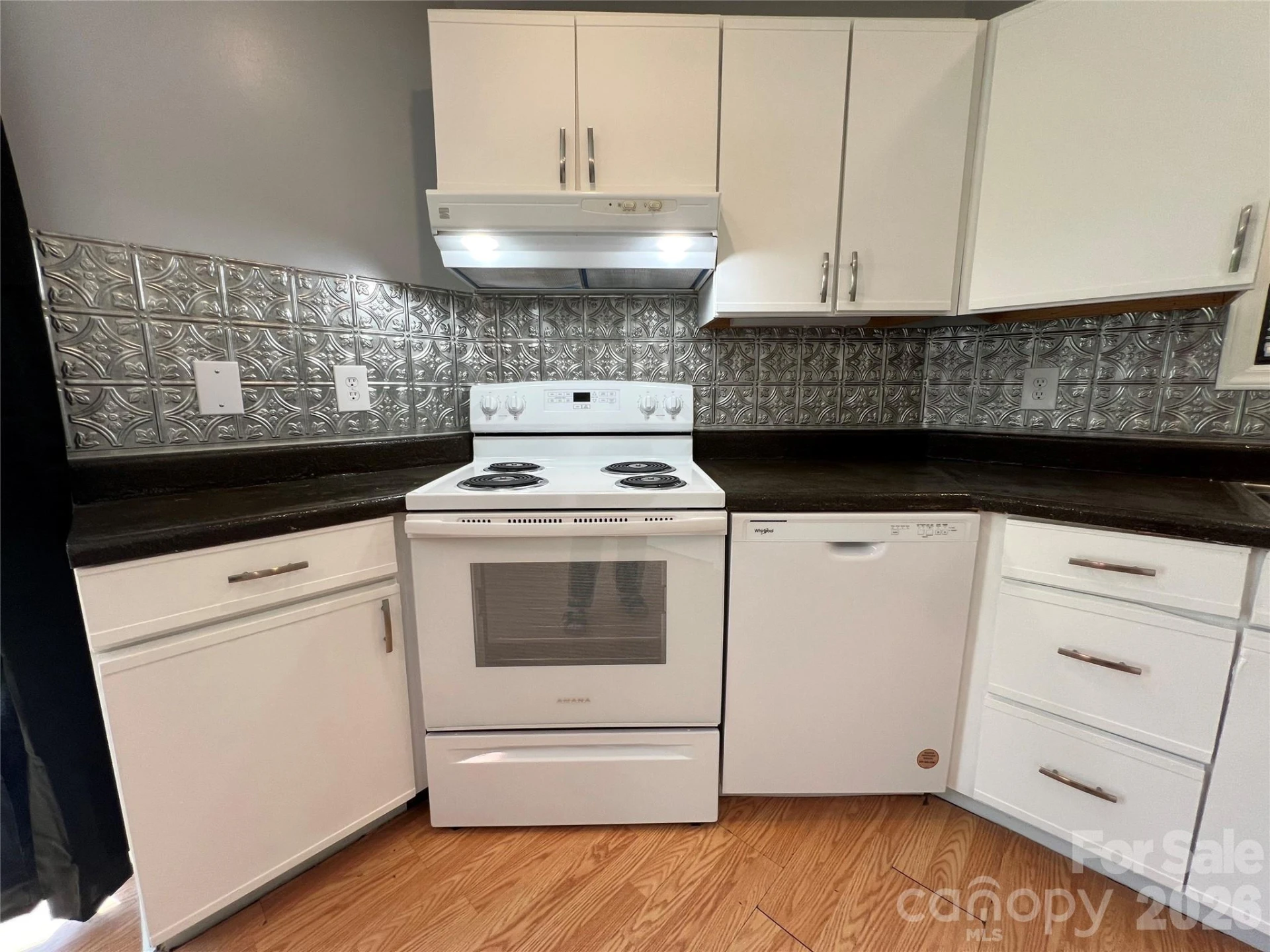714 Farmington Circle - Photo 10