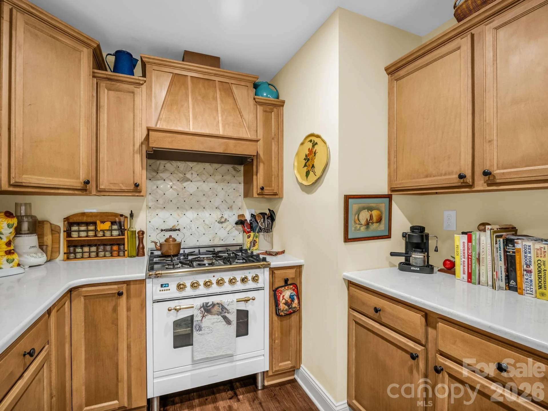 101 Plato Place - Photo 11