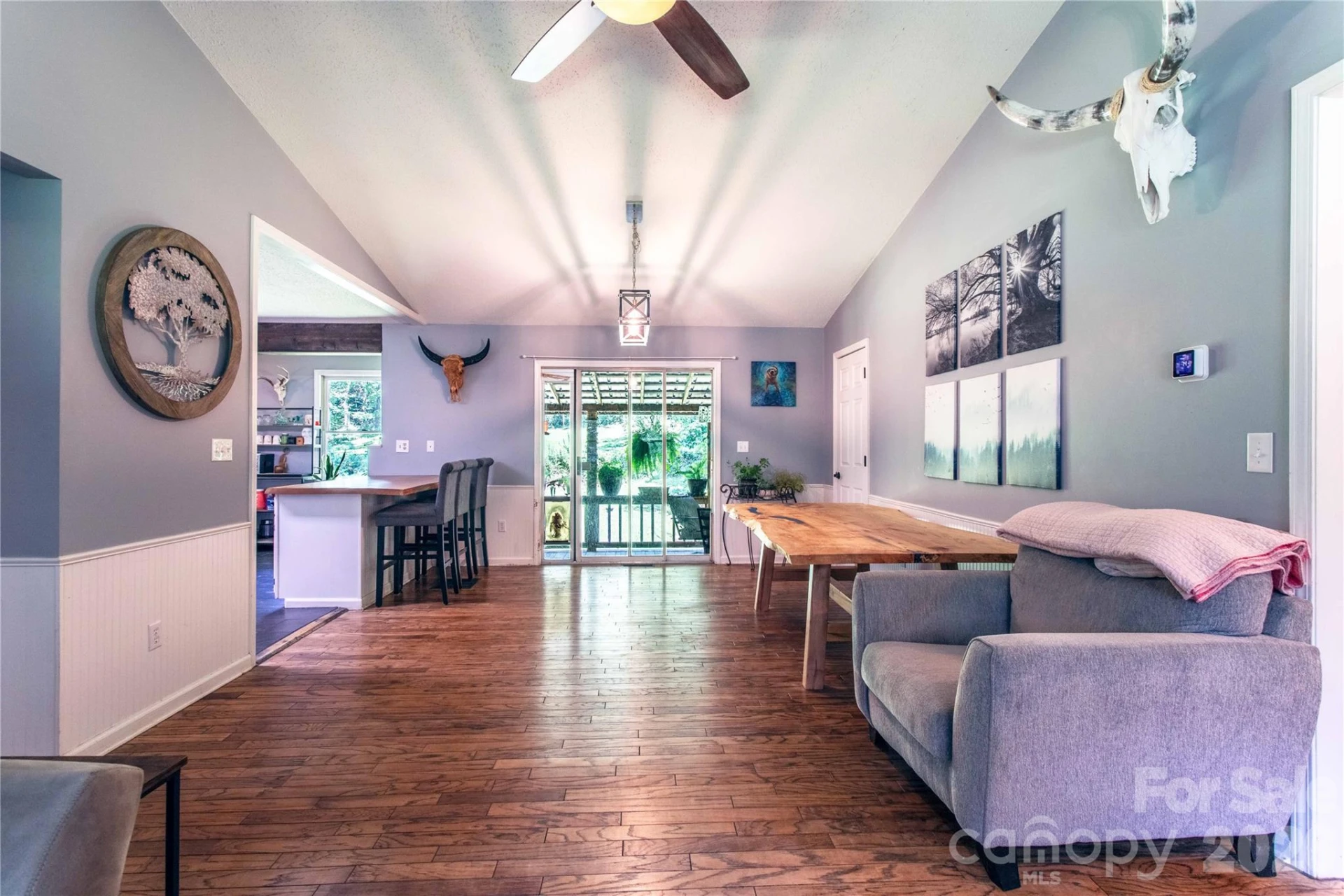 570 Flat Creek Valley Road - Photo 8