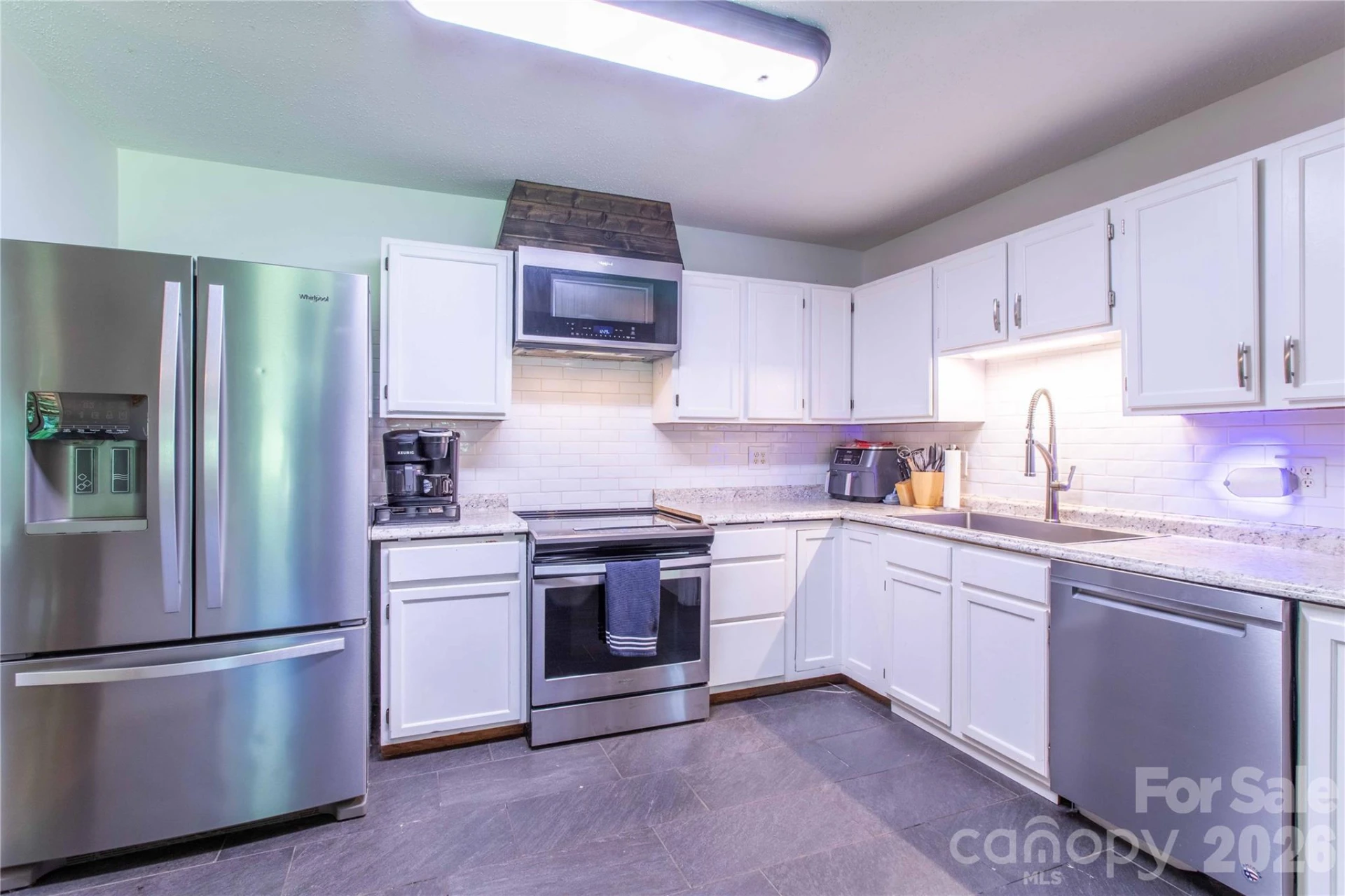 570 Flat Creek Valley Road - Photo 10