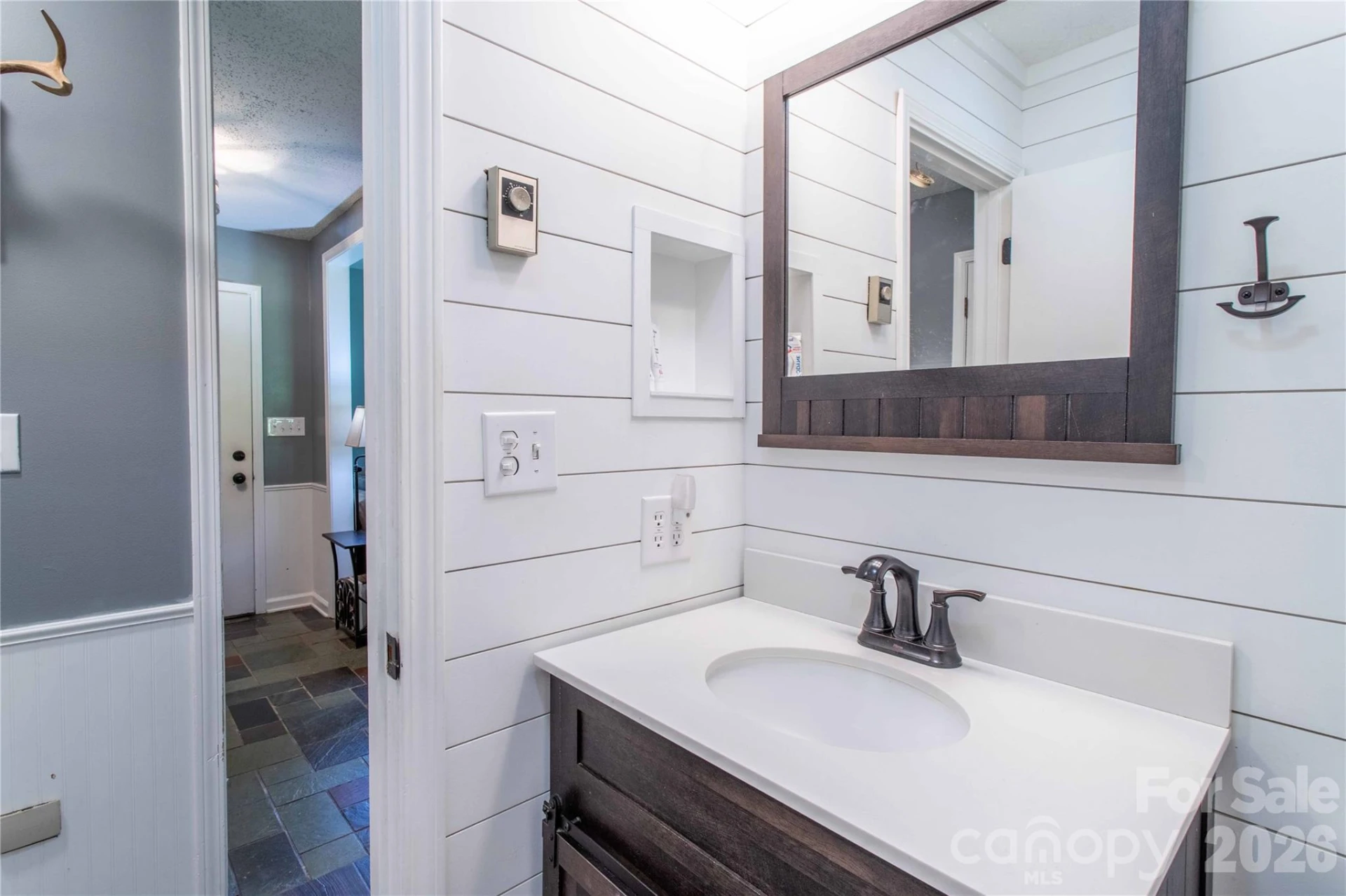 570 Flat Creek Valley Road - Photo 23