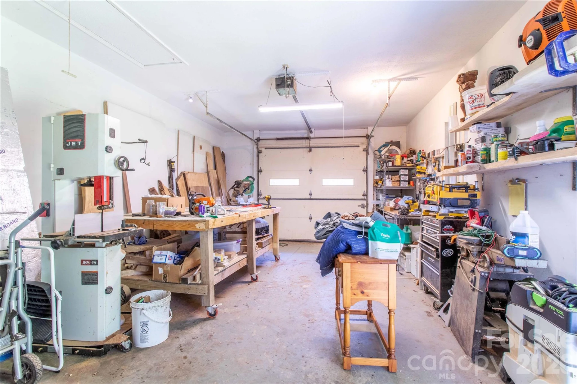 570 Flat Creek Valley Road - Photo 32