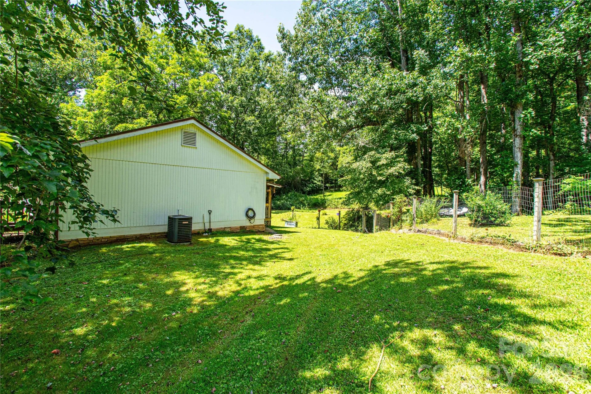 570 Flat Creek Valley Road - Photo 39