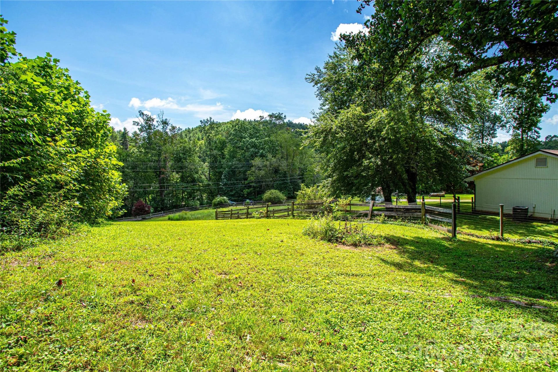 570 Flat Creek Valley Road - Photo 41