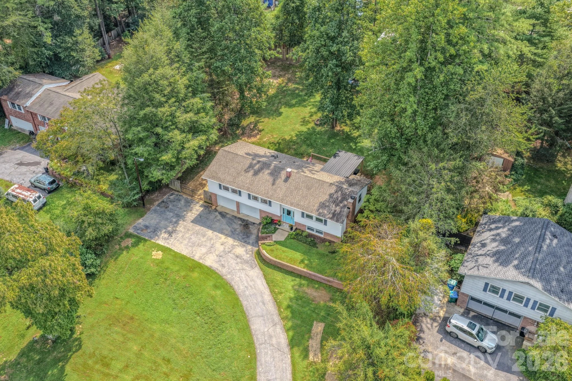 38 Ferenvilla Drive - Photo 3