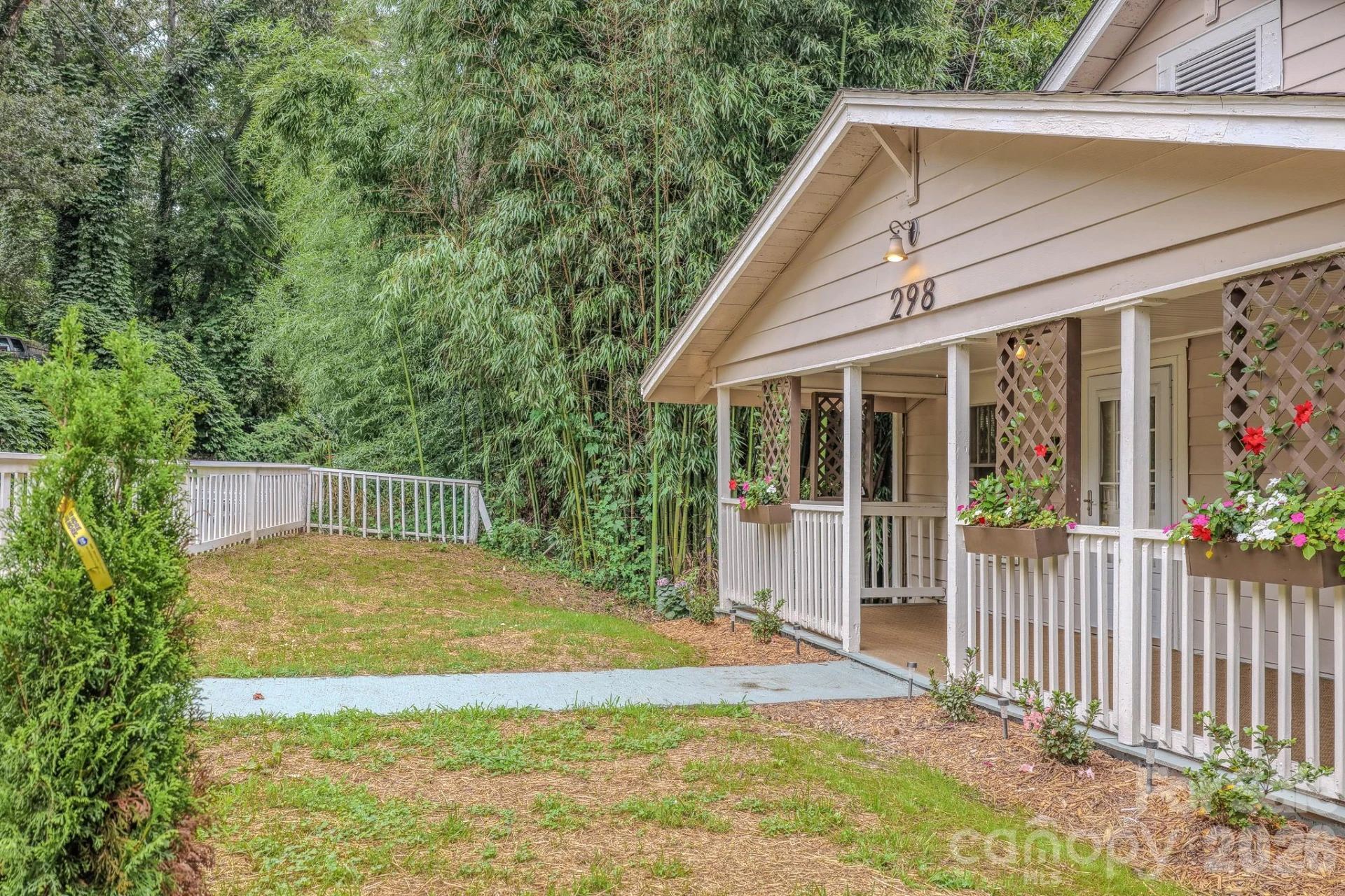 298 State Street - Photo 4