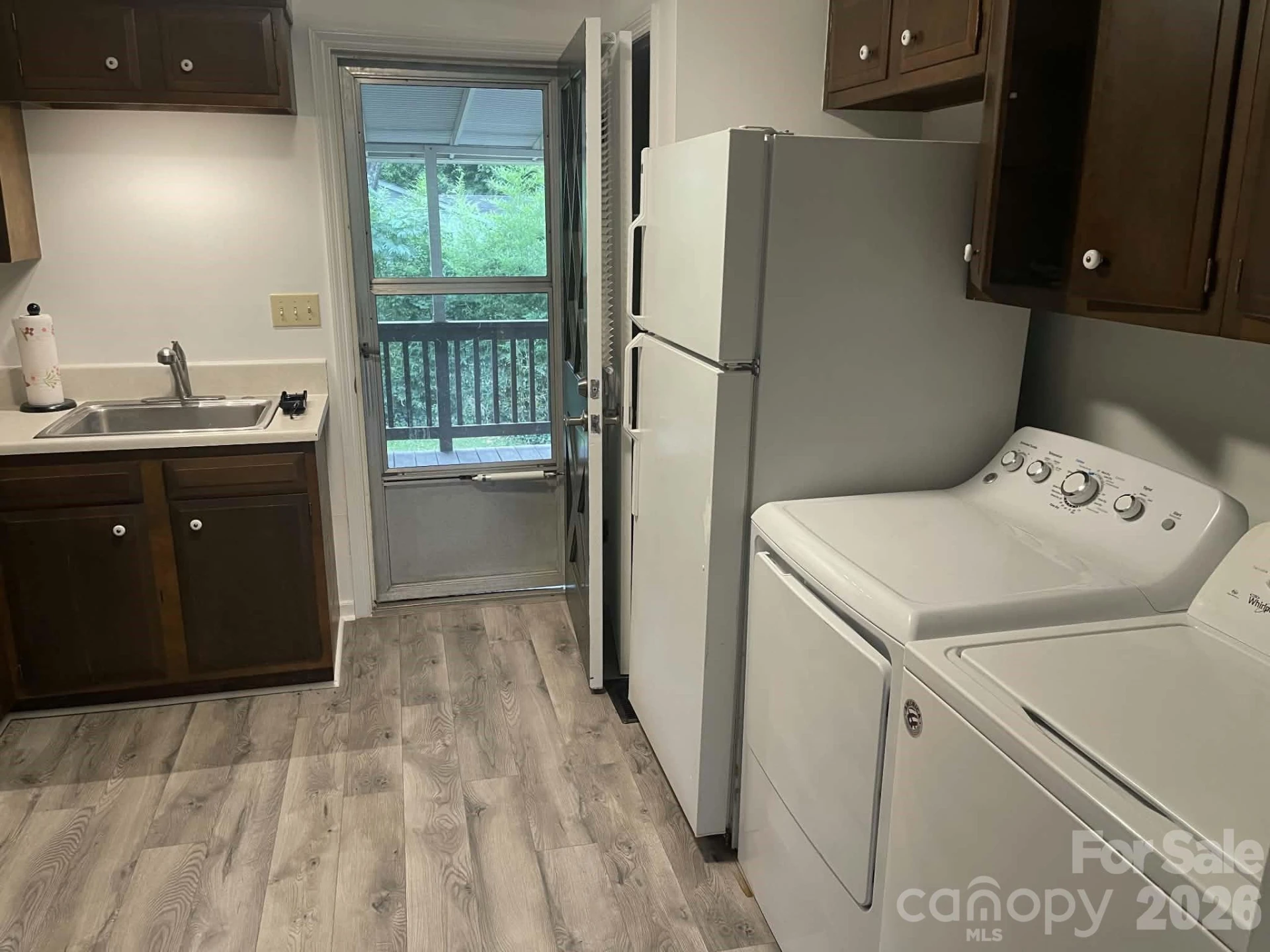 174 New Market Road - Photo 9