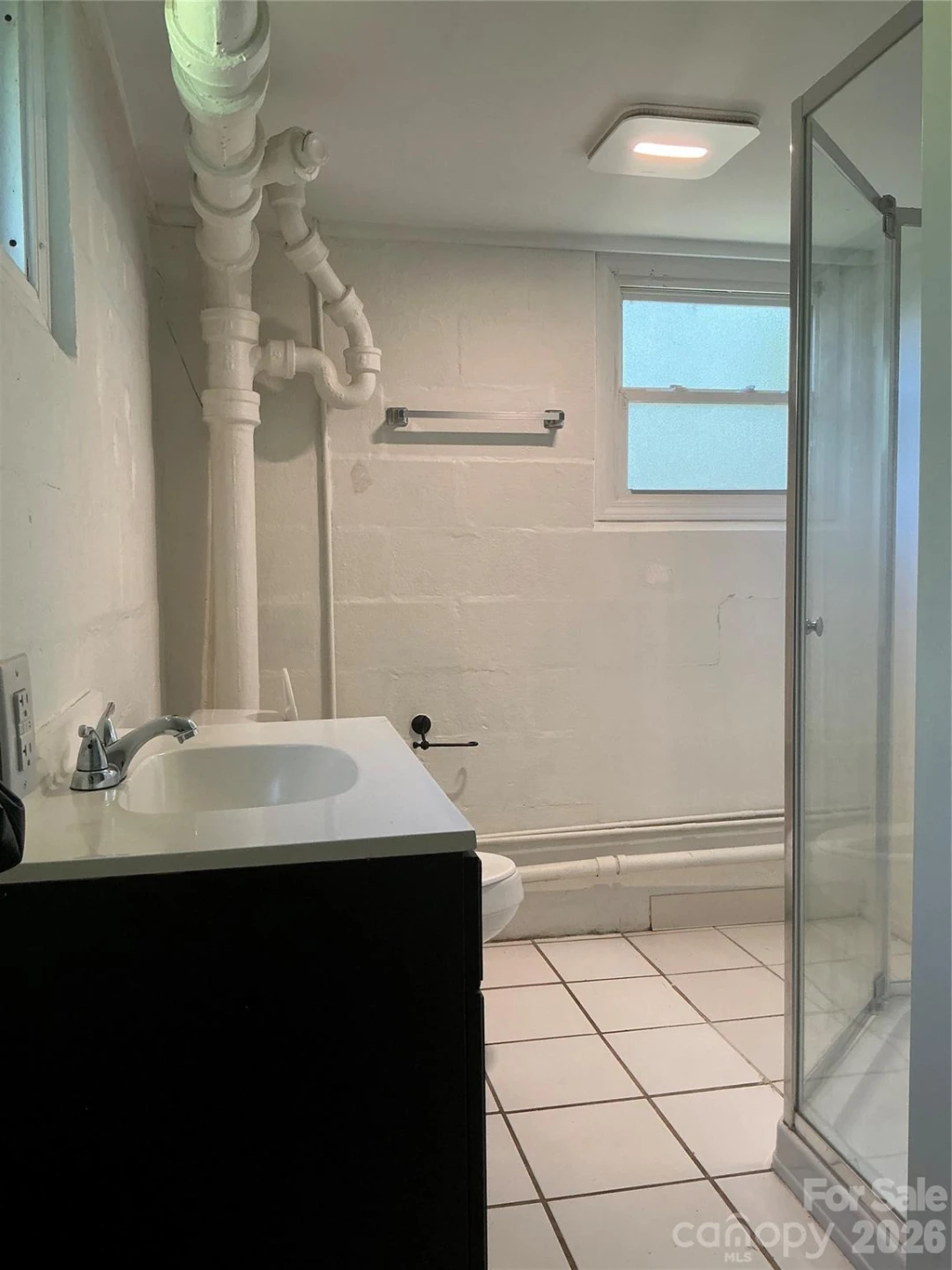 827 Forest Street - Photo 5