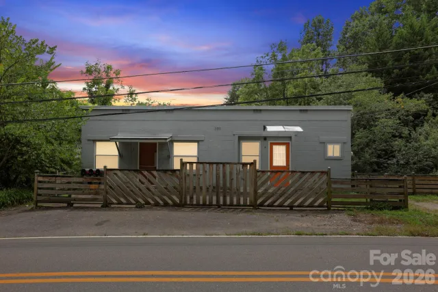 169 and 171 Cragmont Road, Black Mountain, NC, 28711