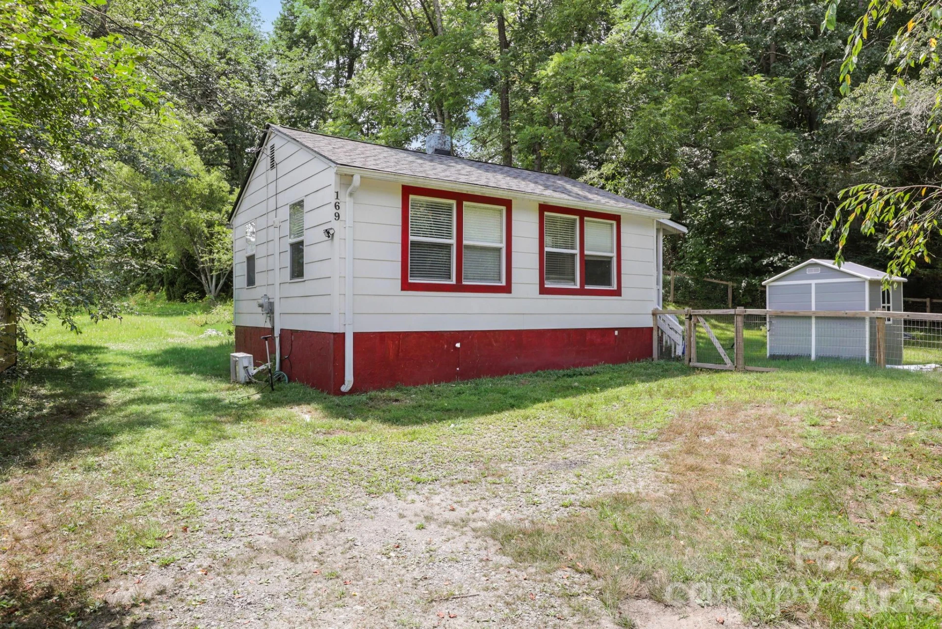 169 and 171 Cragmont Road - Photo 2