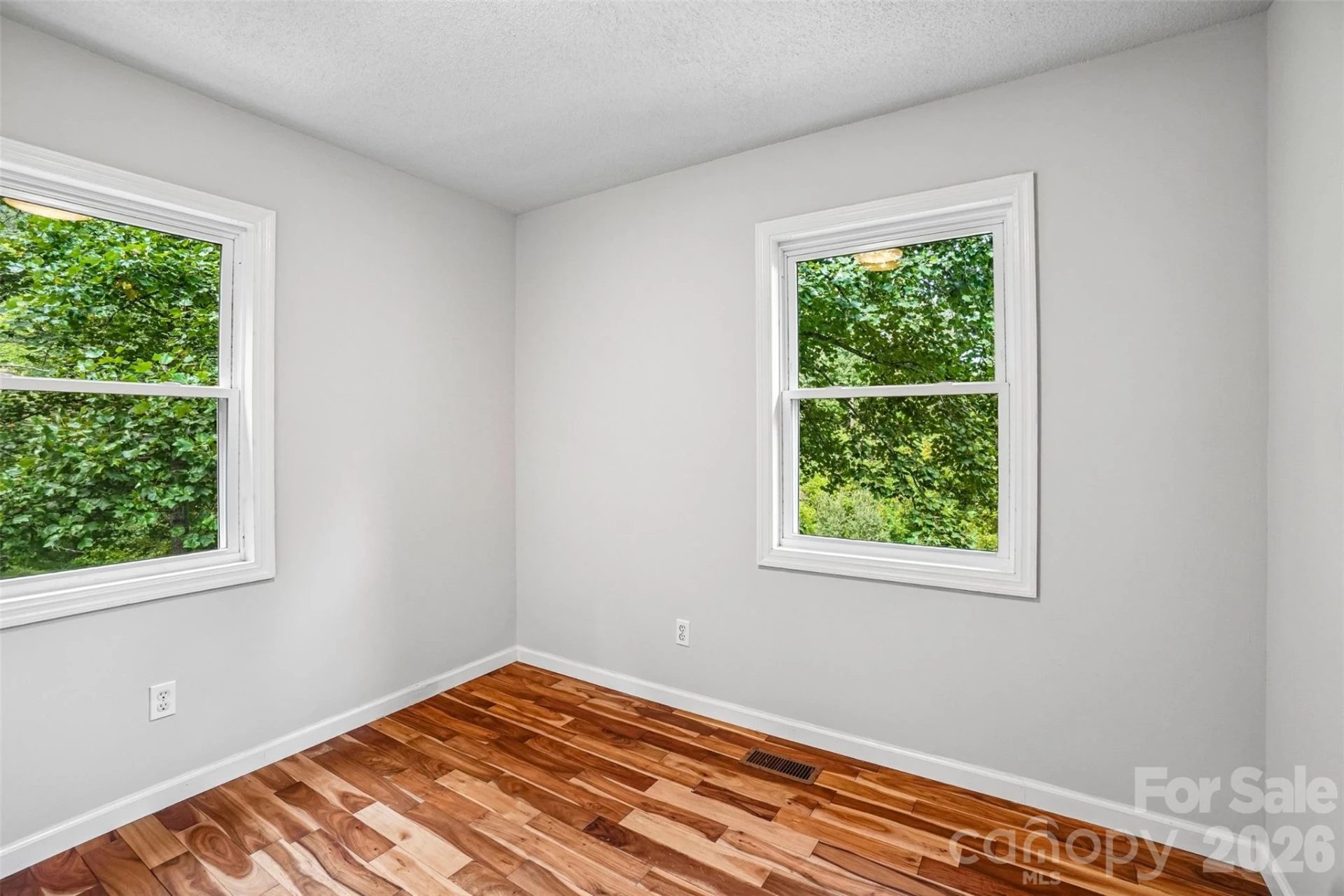 19 Jupiter Heights - Photo 3
