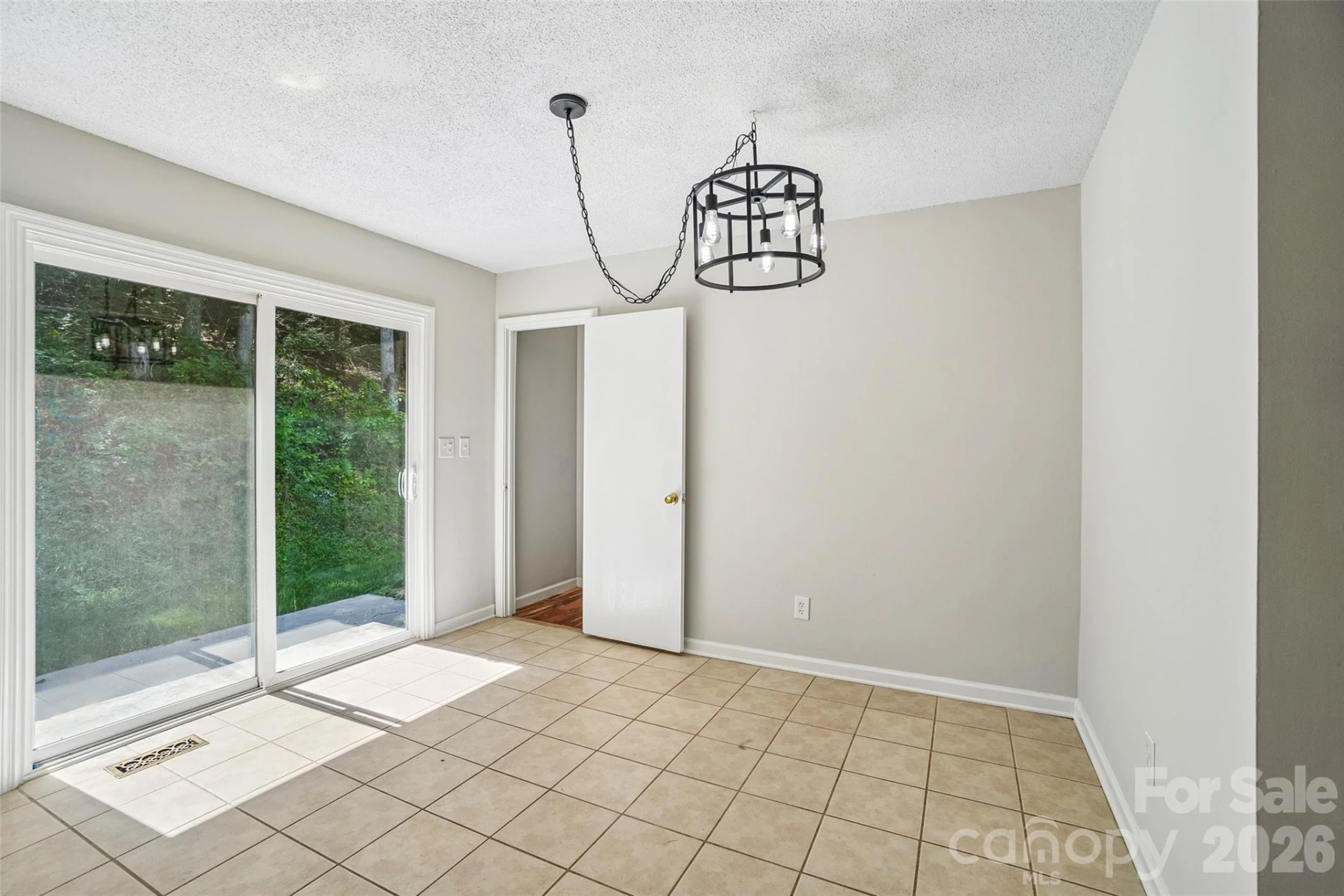 19 Jupiter Heights - Photo 10