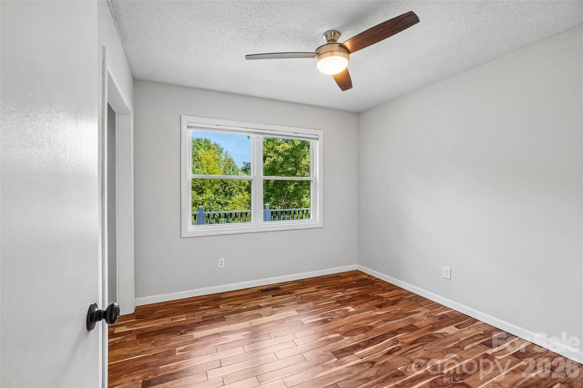 19 Jupiter Heights - Photo 12