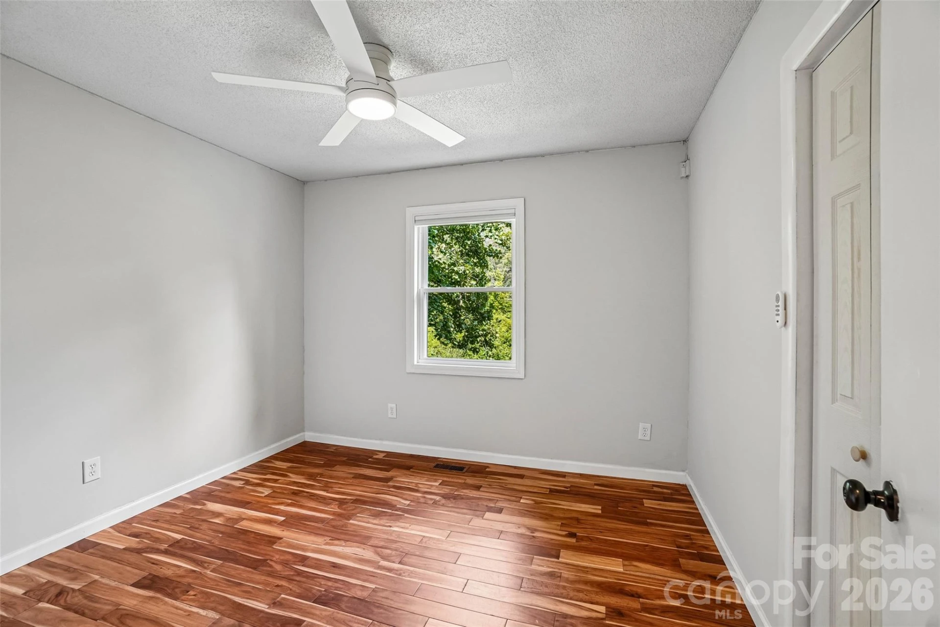 19 Jupiter Heights - Photo 13