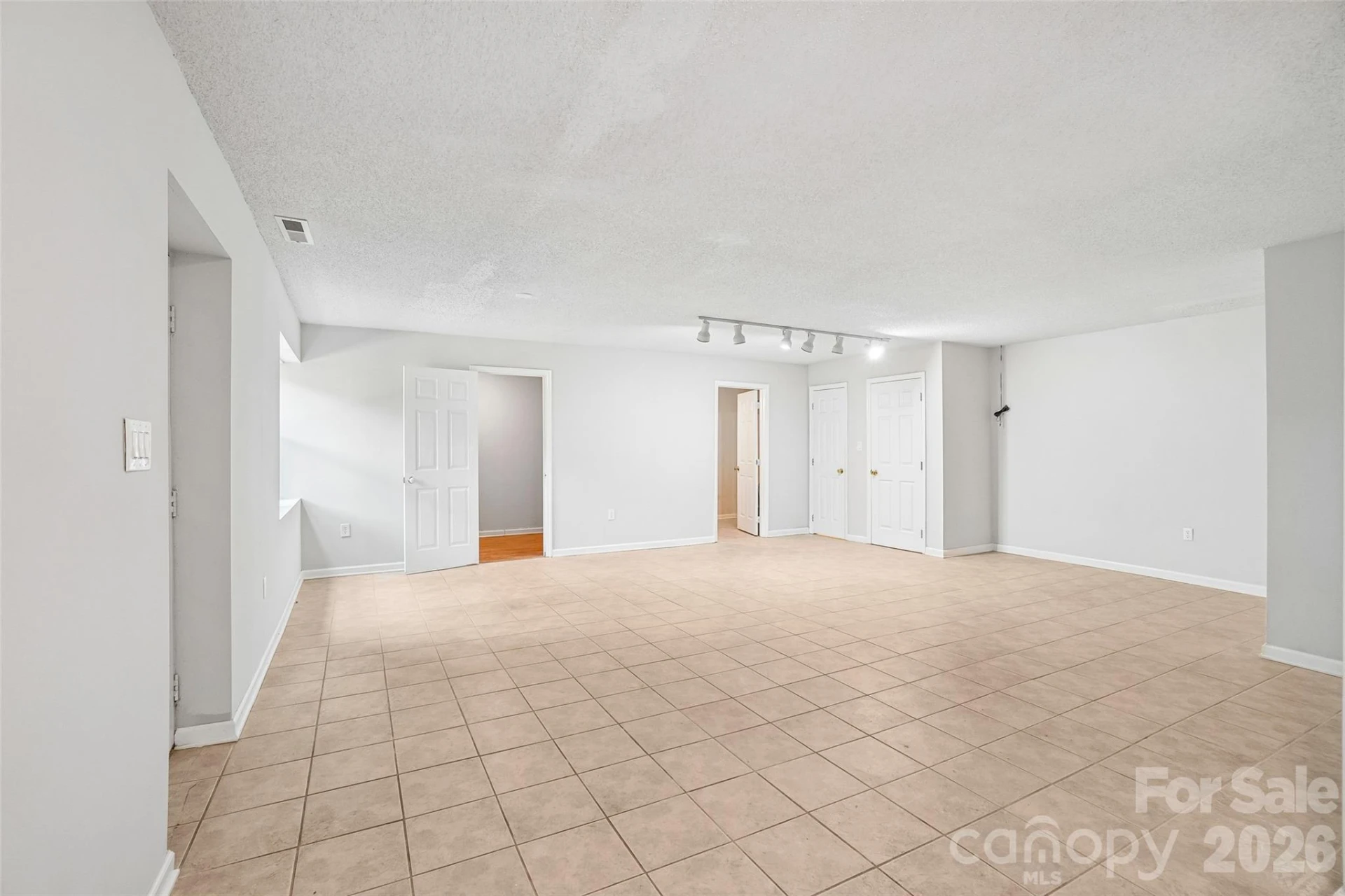 19 Jupiter Heights - Photo 27