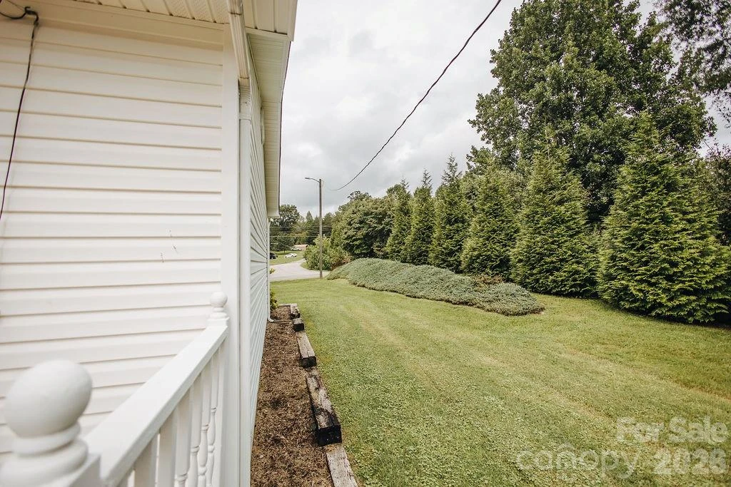 1559 Zion Hill Road - Photo 8