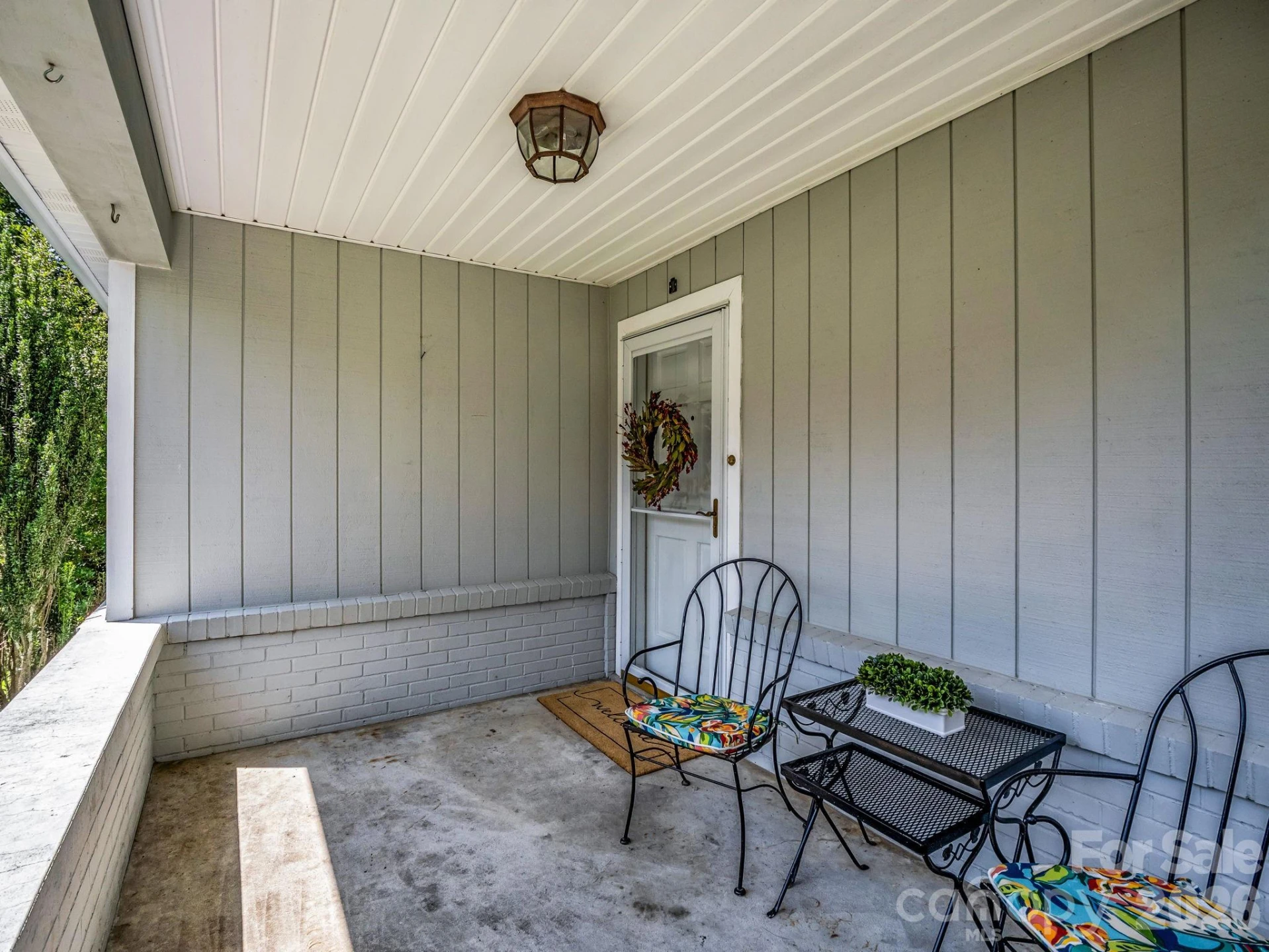 370 Orchard Circle - Photo 3