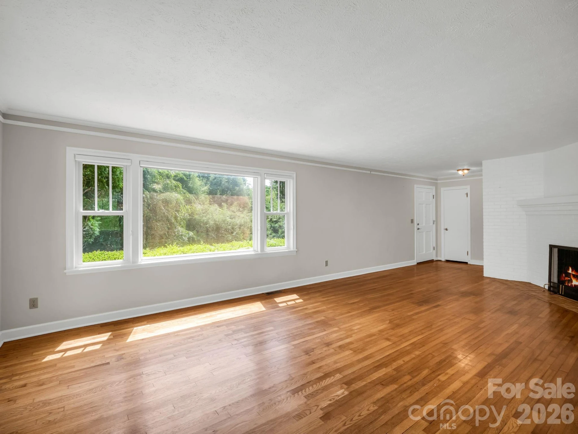 370 Orchard Circle - Photo 7