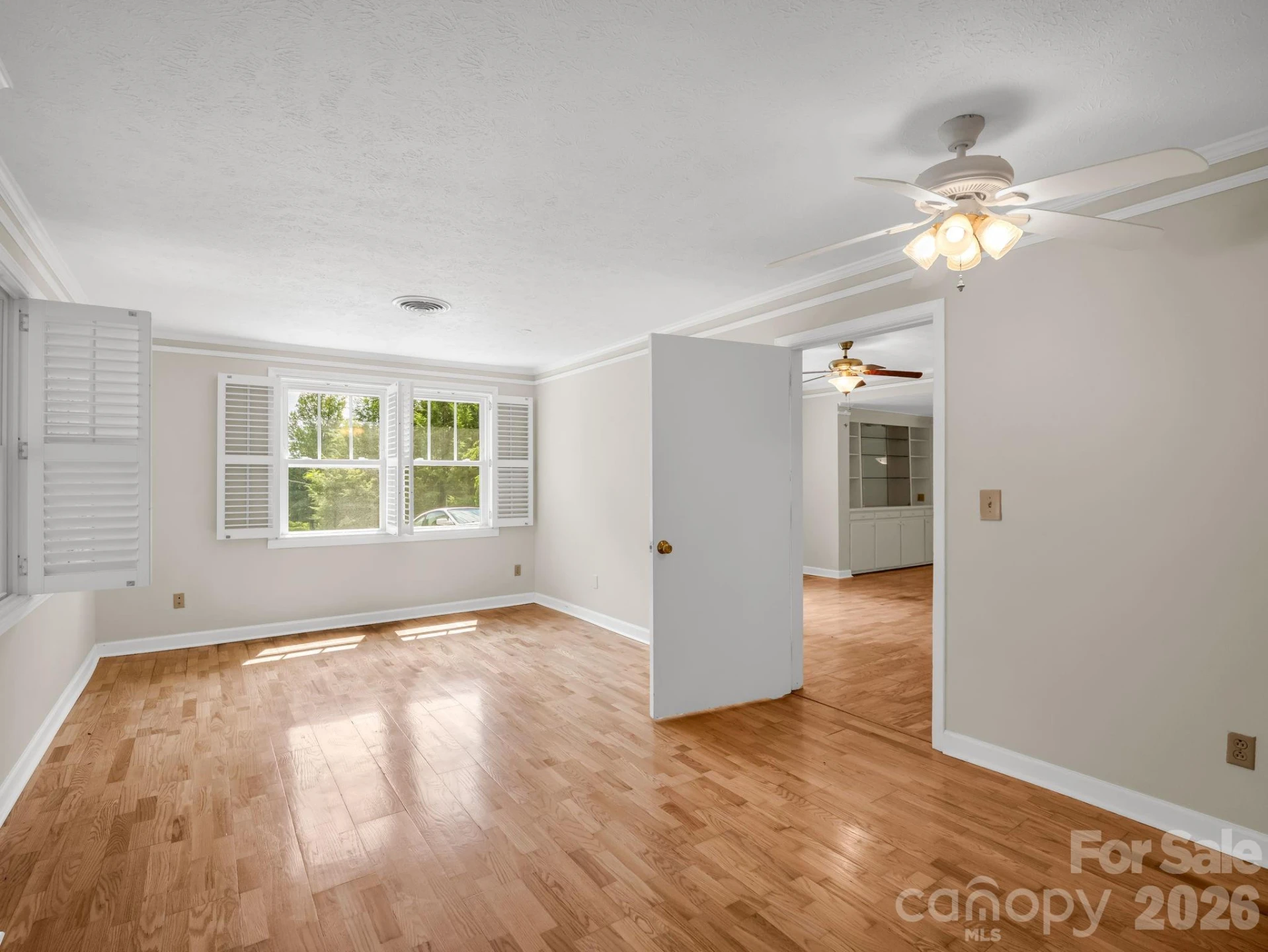370 Orchard Circle - Photo 16