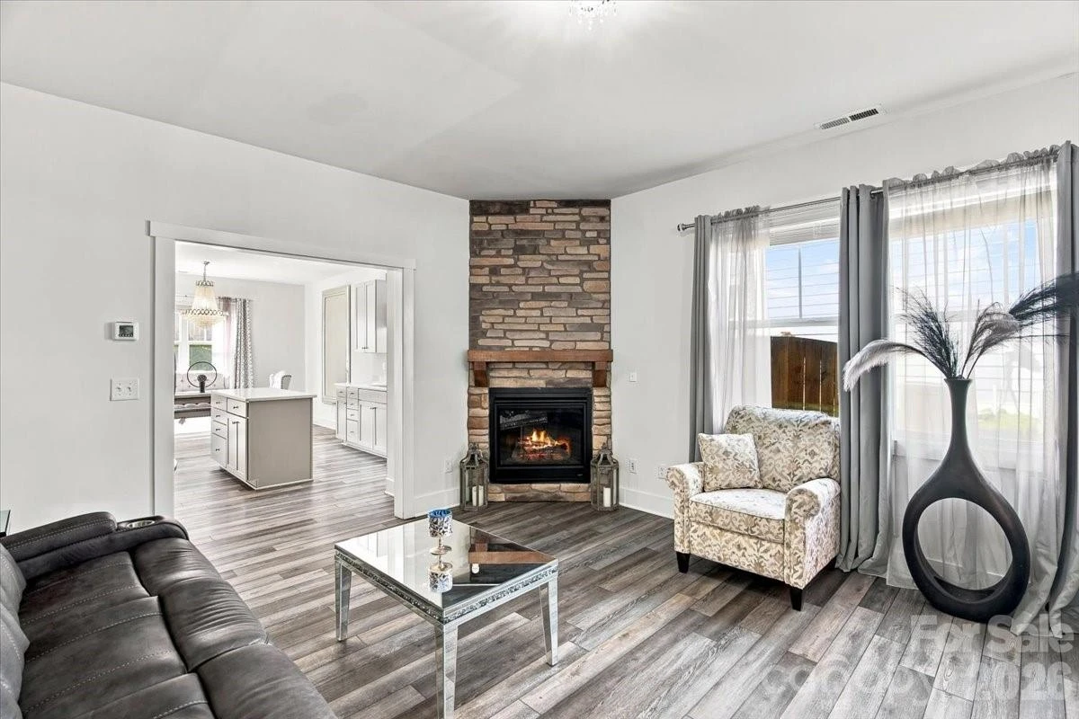15 Hyde Park Place - Photo 7
