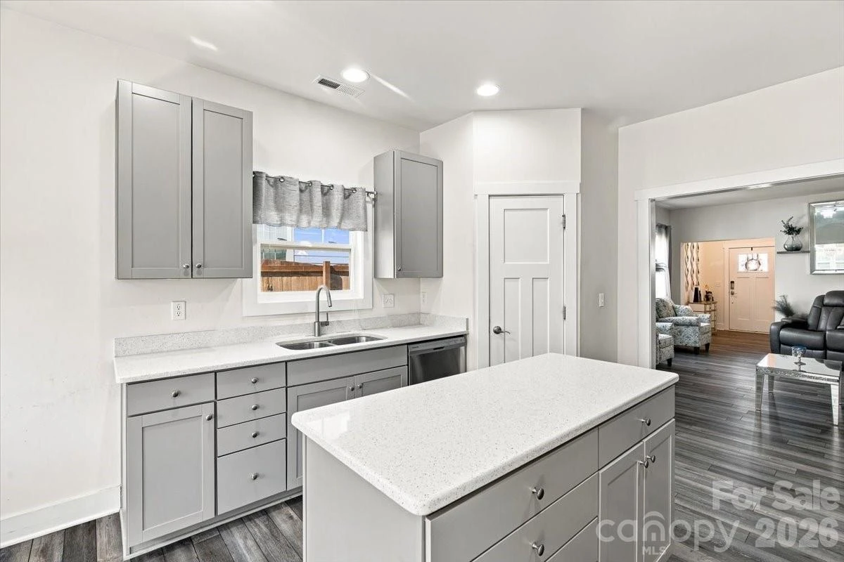 15 Hyde Park Place - Photo 20