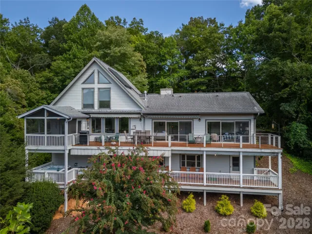 127 White Pine Drive, Lake Lure, NC, 28746