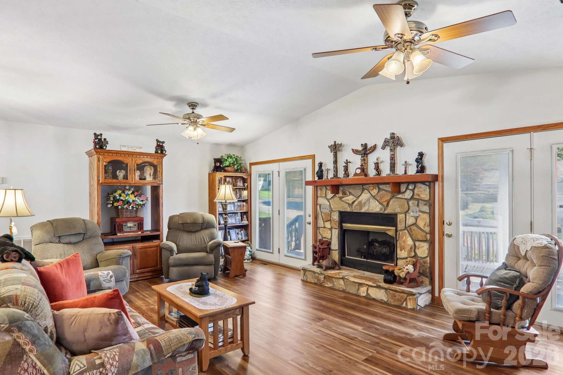 117 Pinellas Lane - Photo 6