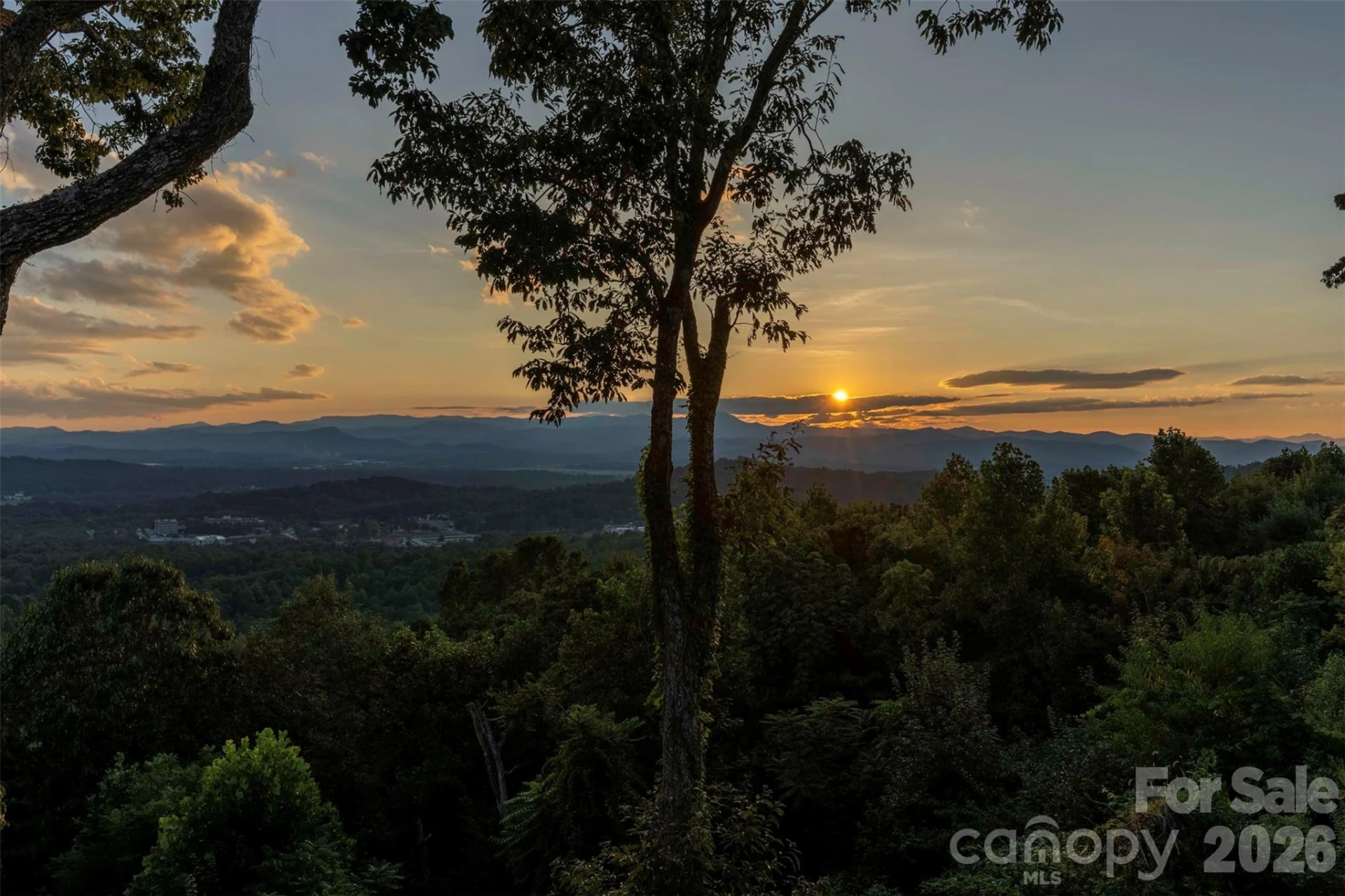851 Sunlight Ridge Drive - Photo 2