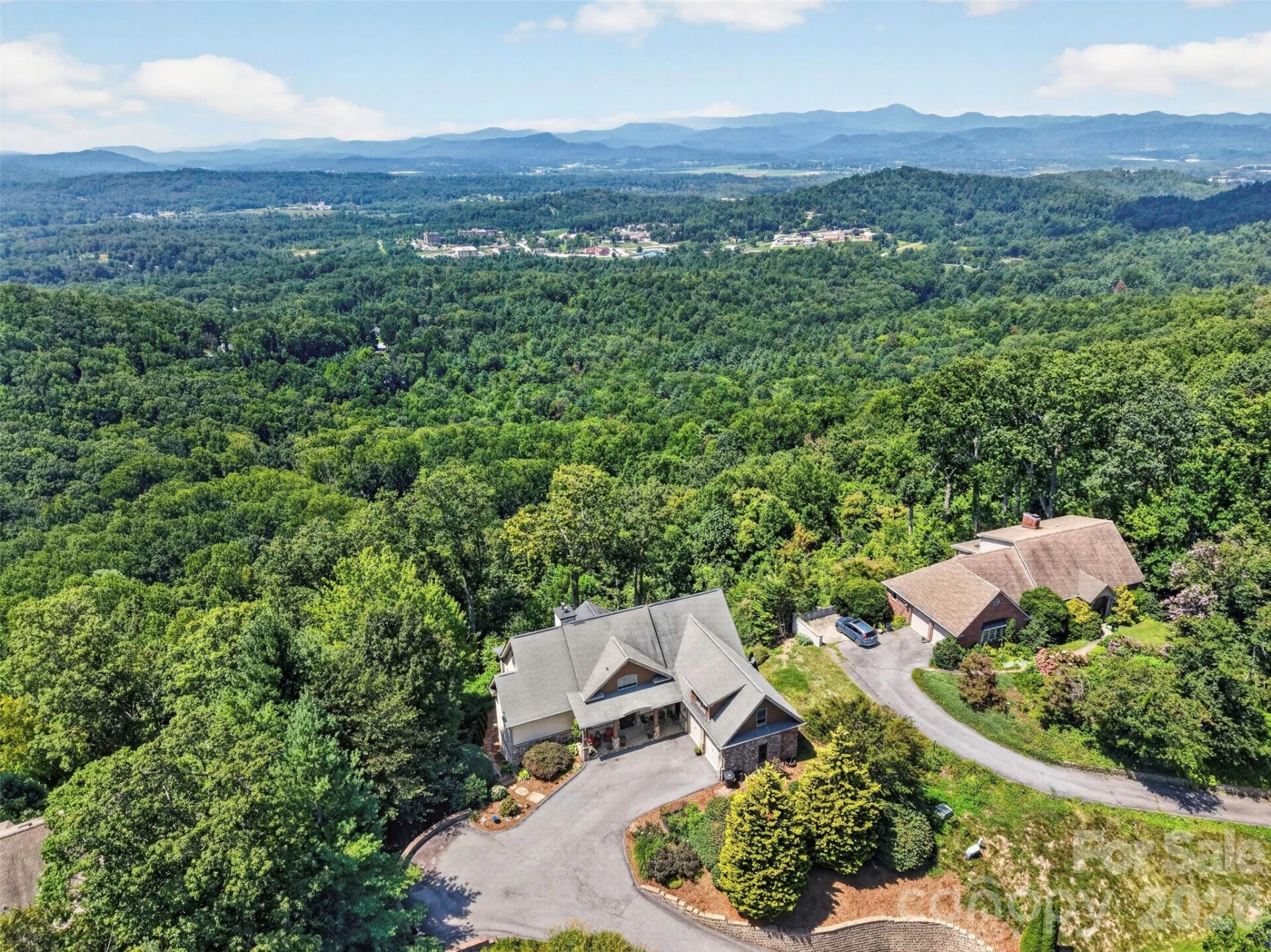 851 Sunlight Ridge Drive - Photo 10