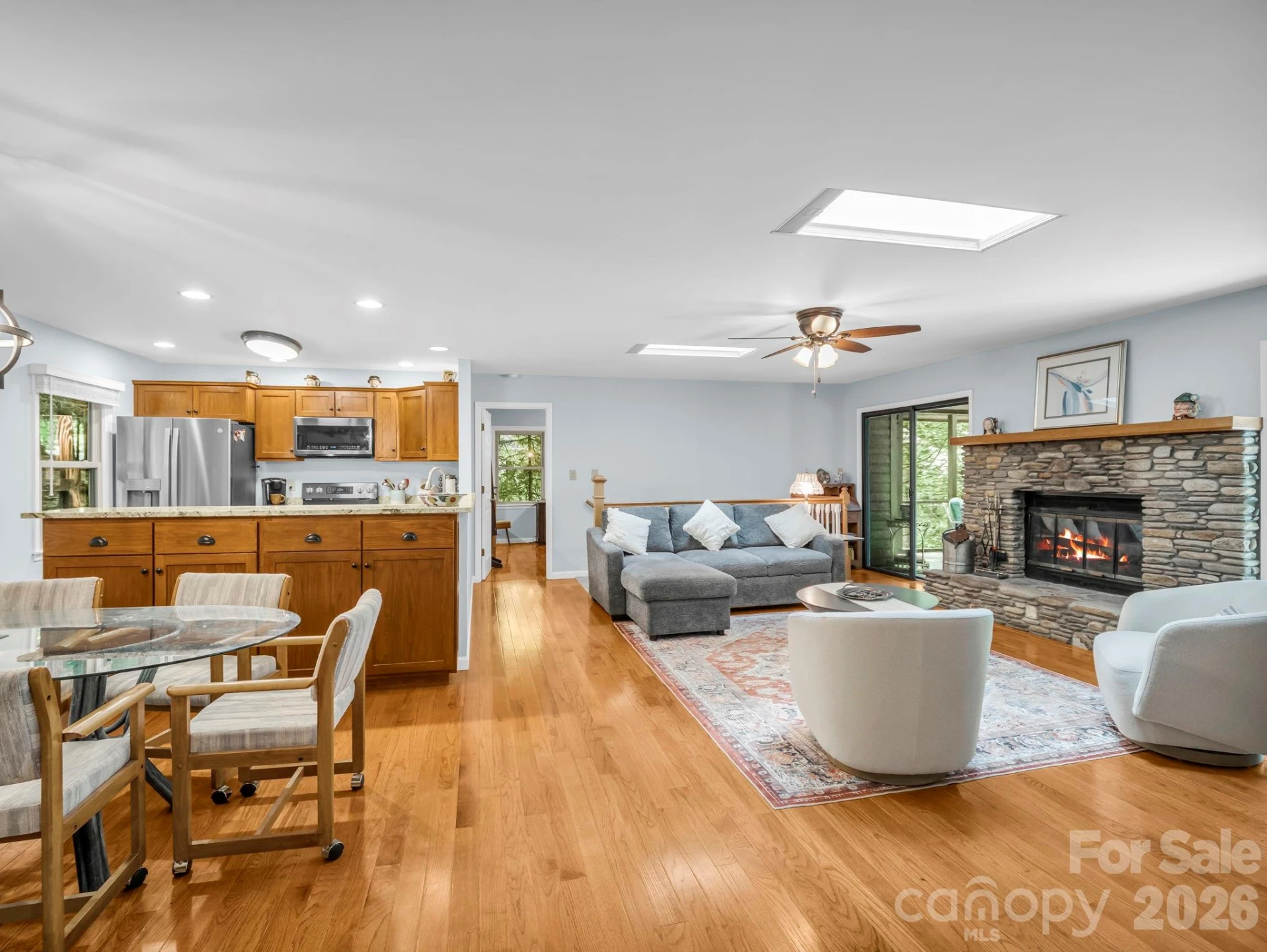 93 Guledisgonihi Court - Photo 8