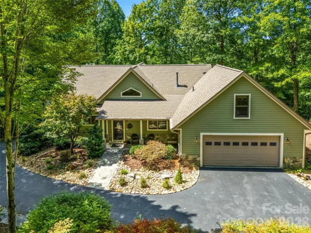 38 Mountain Crest Drive, Hendersonville, NC, 28739