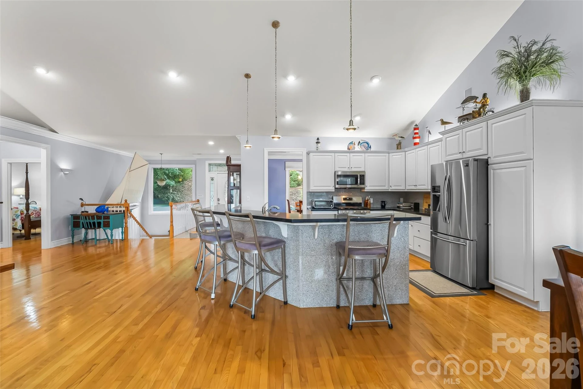 705 Waters Edge Drive - Photo 4