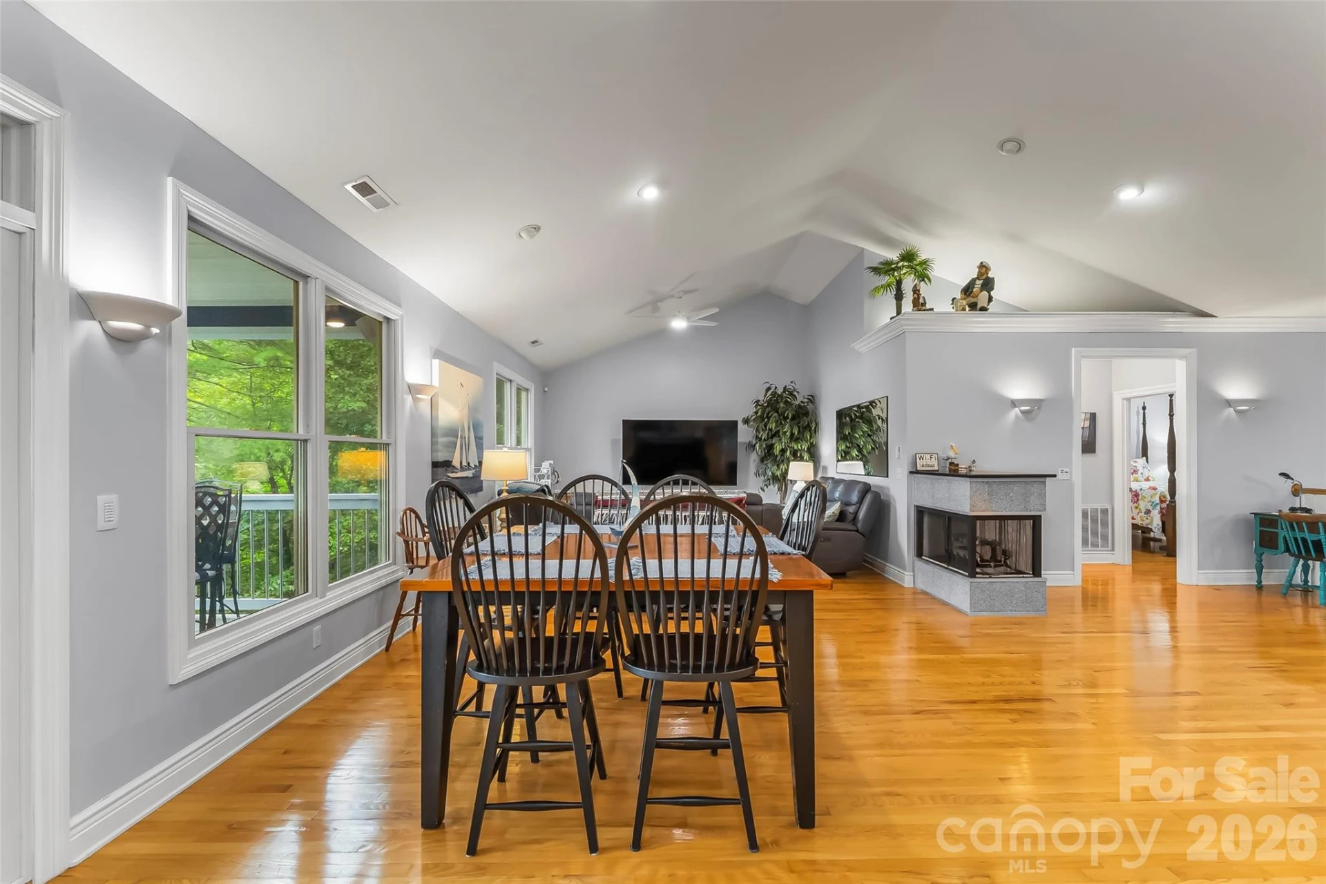 705 Waters Edge Drive - Photo 6
