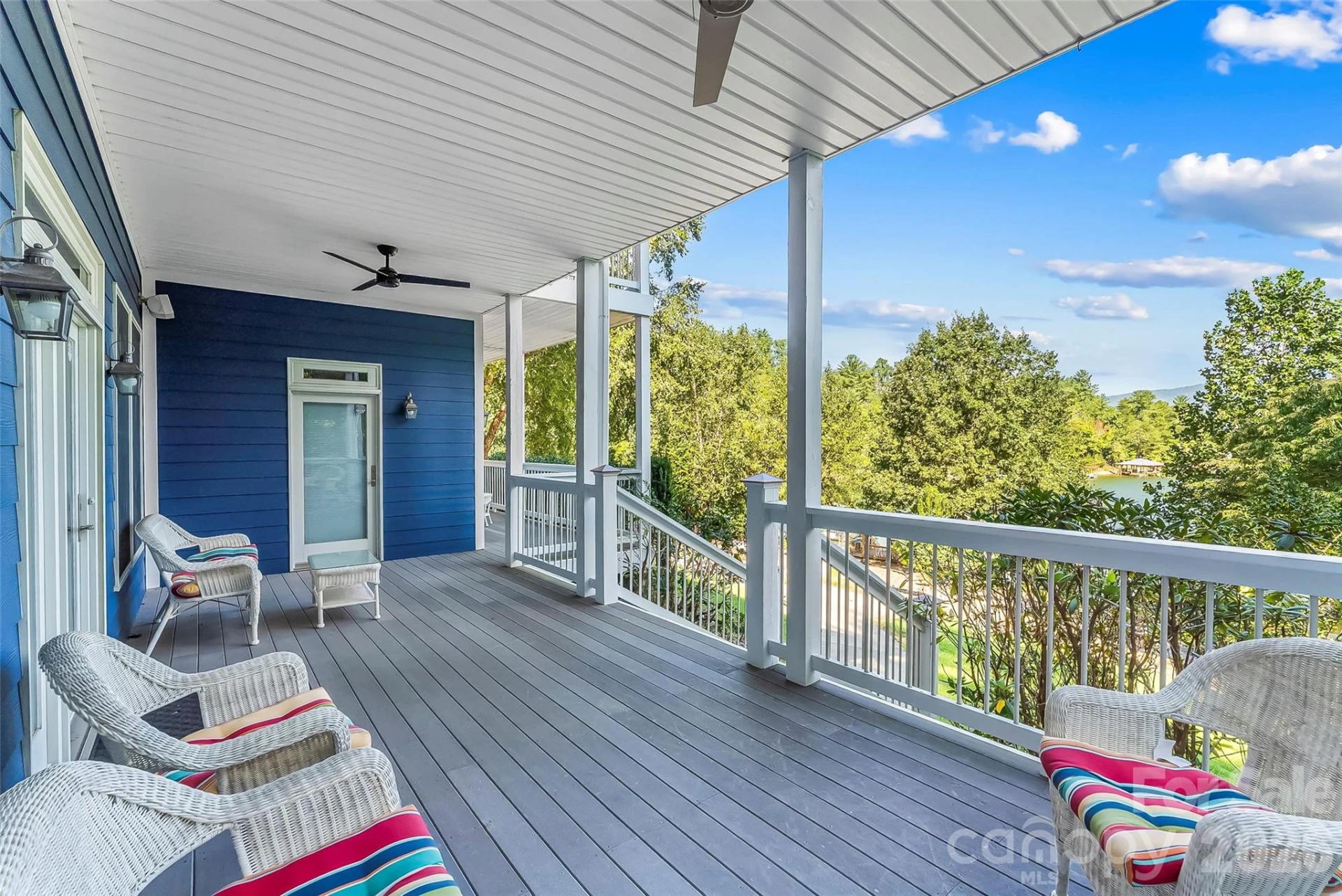 705 Waters Edge Drive - Photo 39