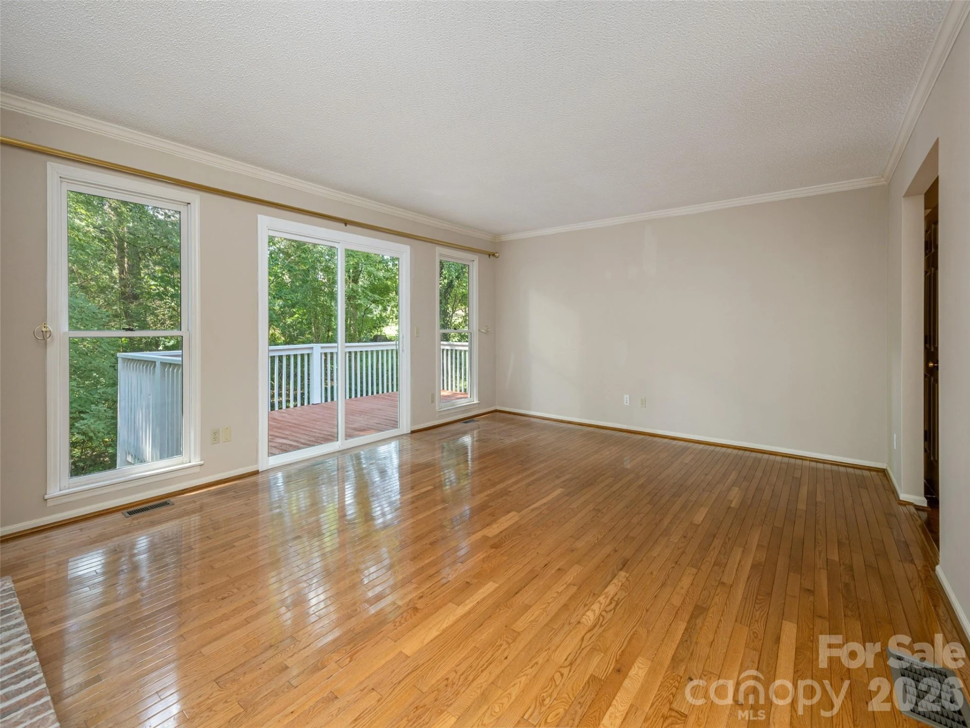 15 Glen Crest Drive - Photo 5