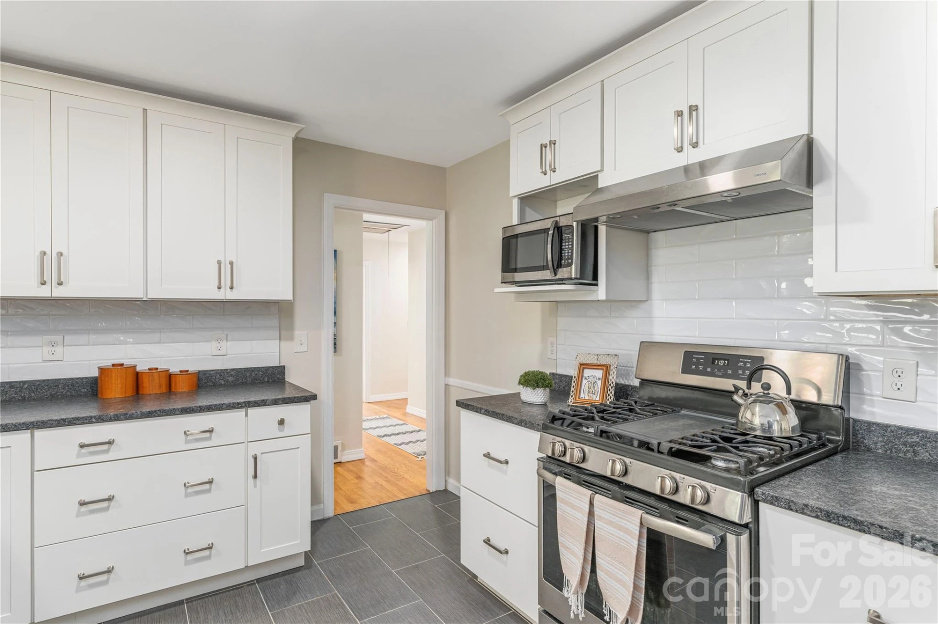 102 Azalea Drive - Photo 10
