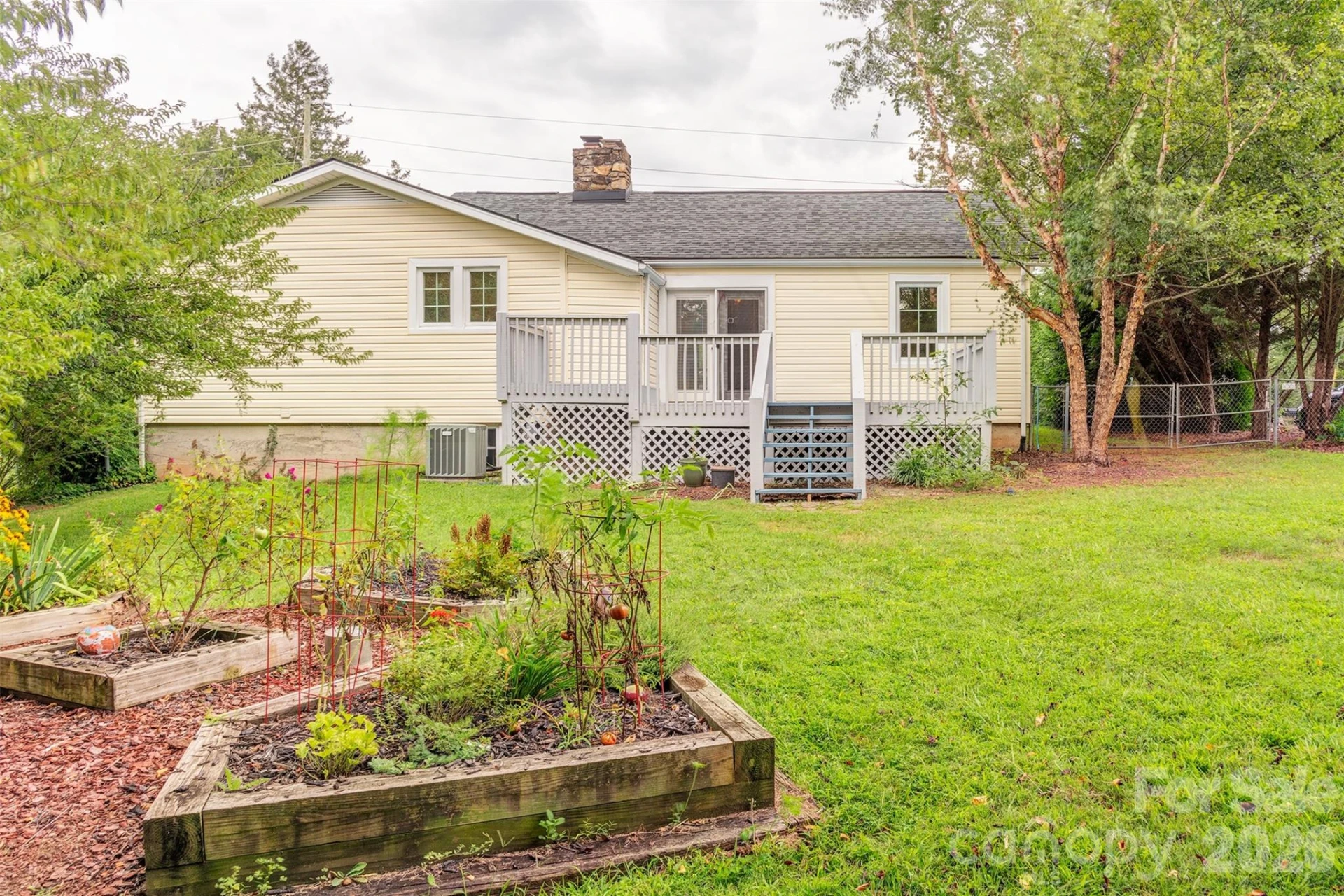 103 S Main Street - Photo 28