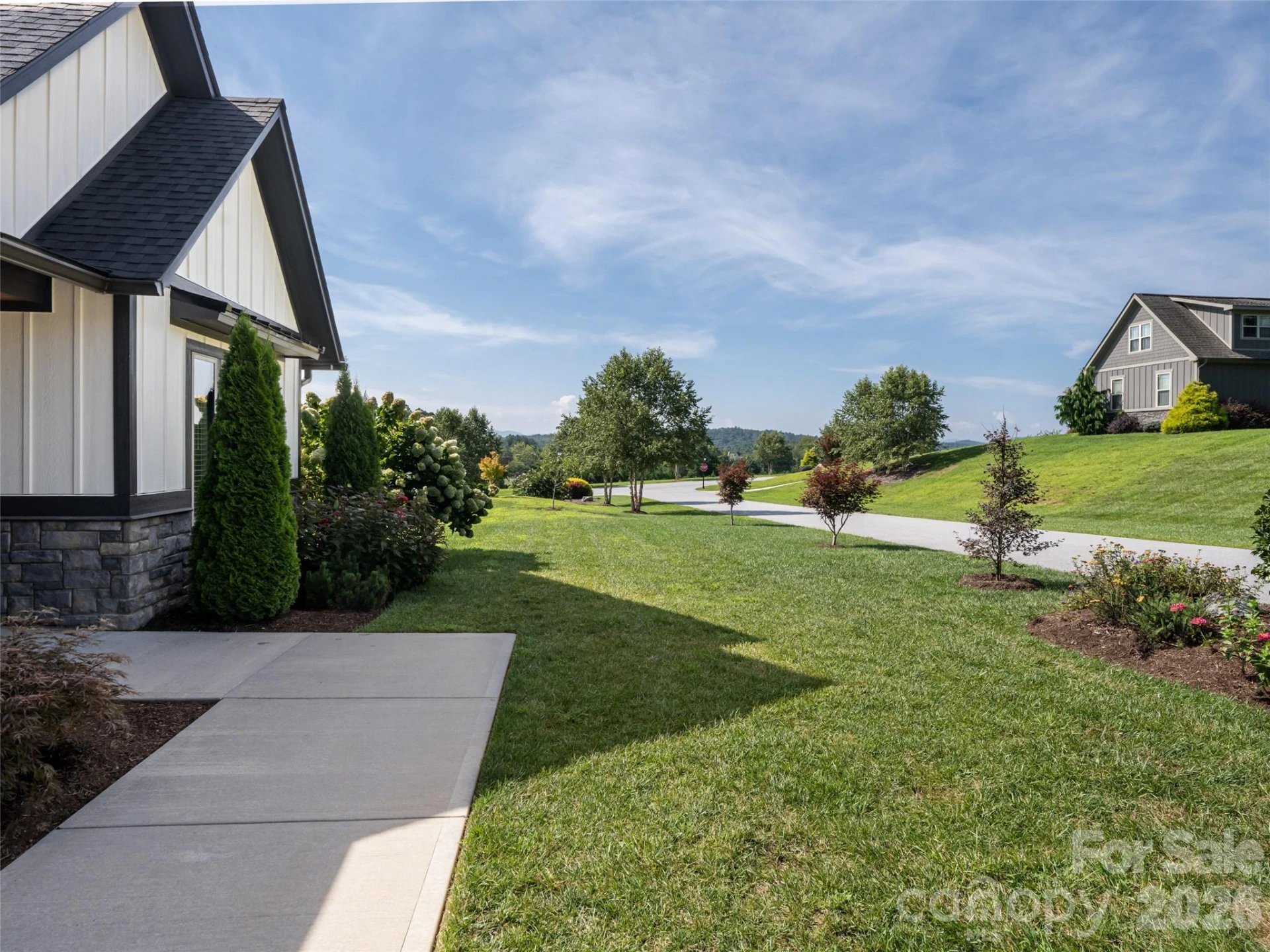 46 Solomia Drive - Photo 4