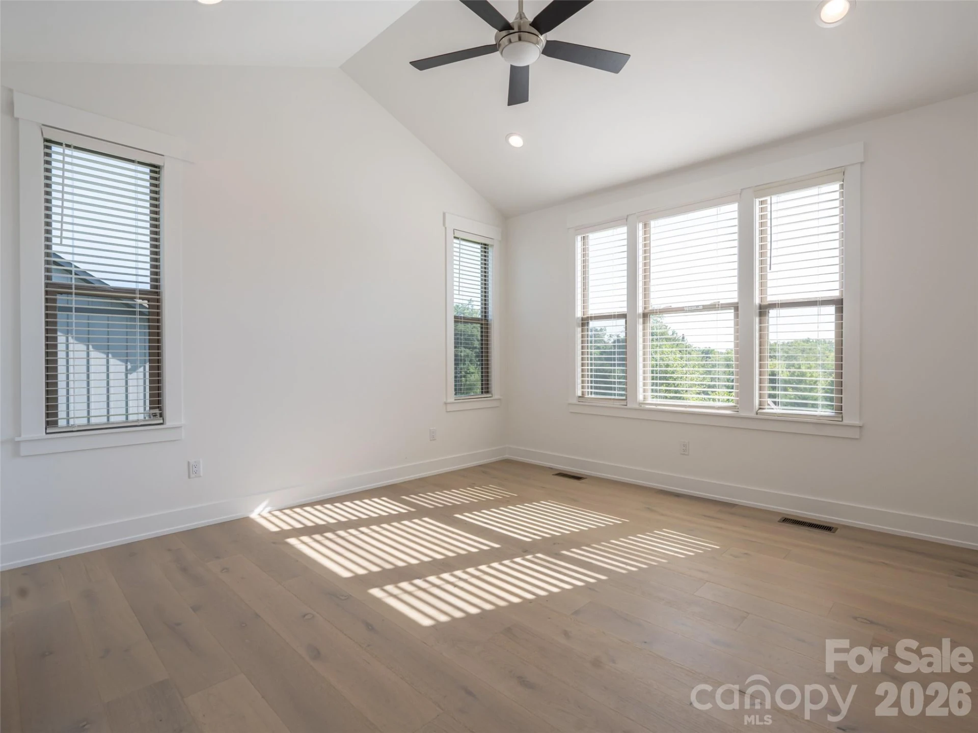 46 Solomia Drive - Photo 25
