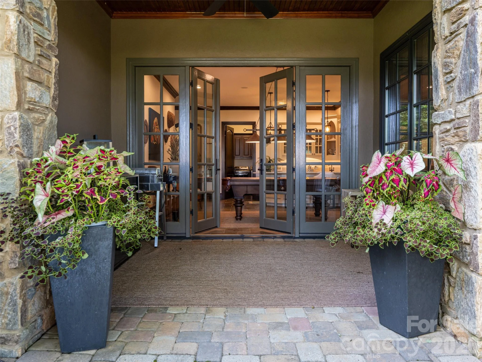 16 Village Oak Drive - Photo 43