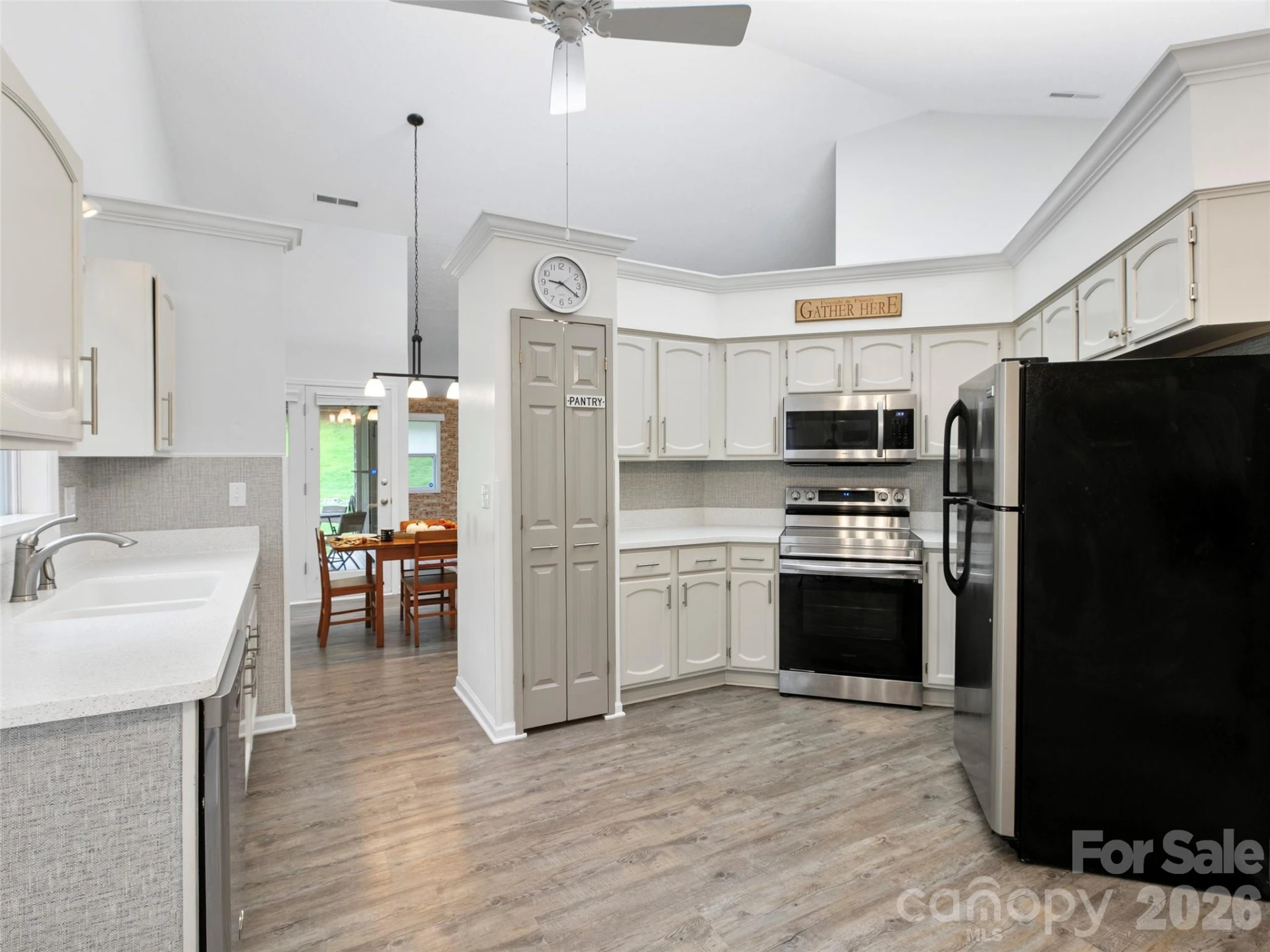 4 Tisha Lane - Photo 4