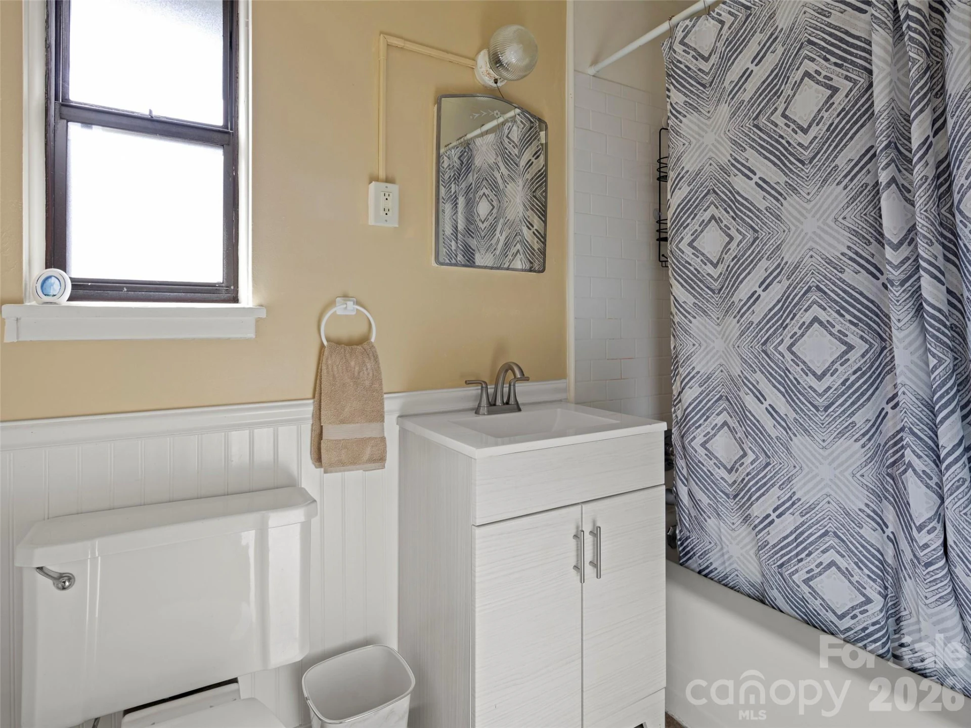 615 Biltmore Avenue - Photo 9