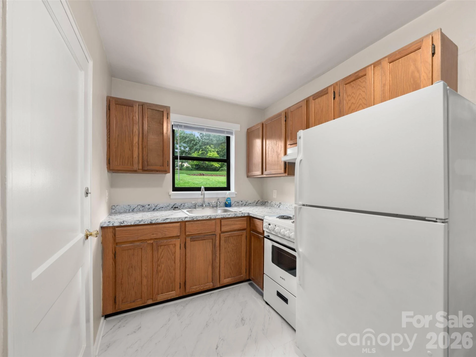 615 Biltmore Avenue - Photo 17