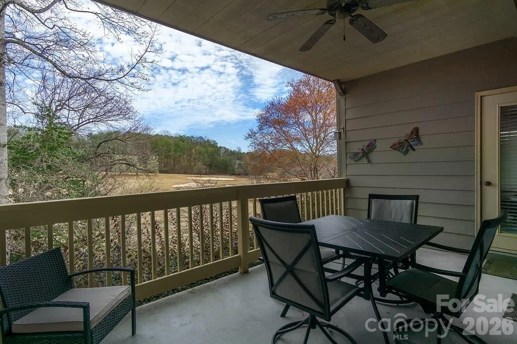 162 Stonecrest Court - Photo 5