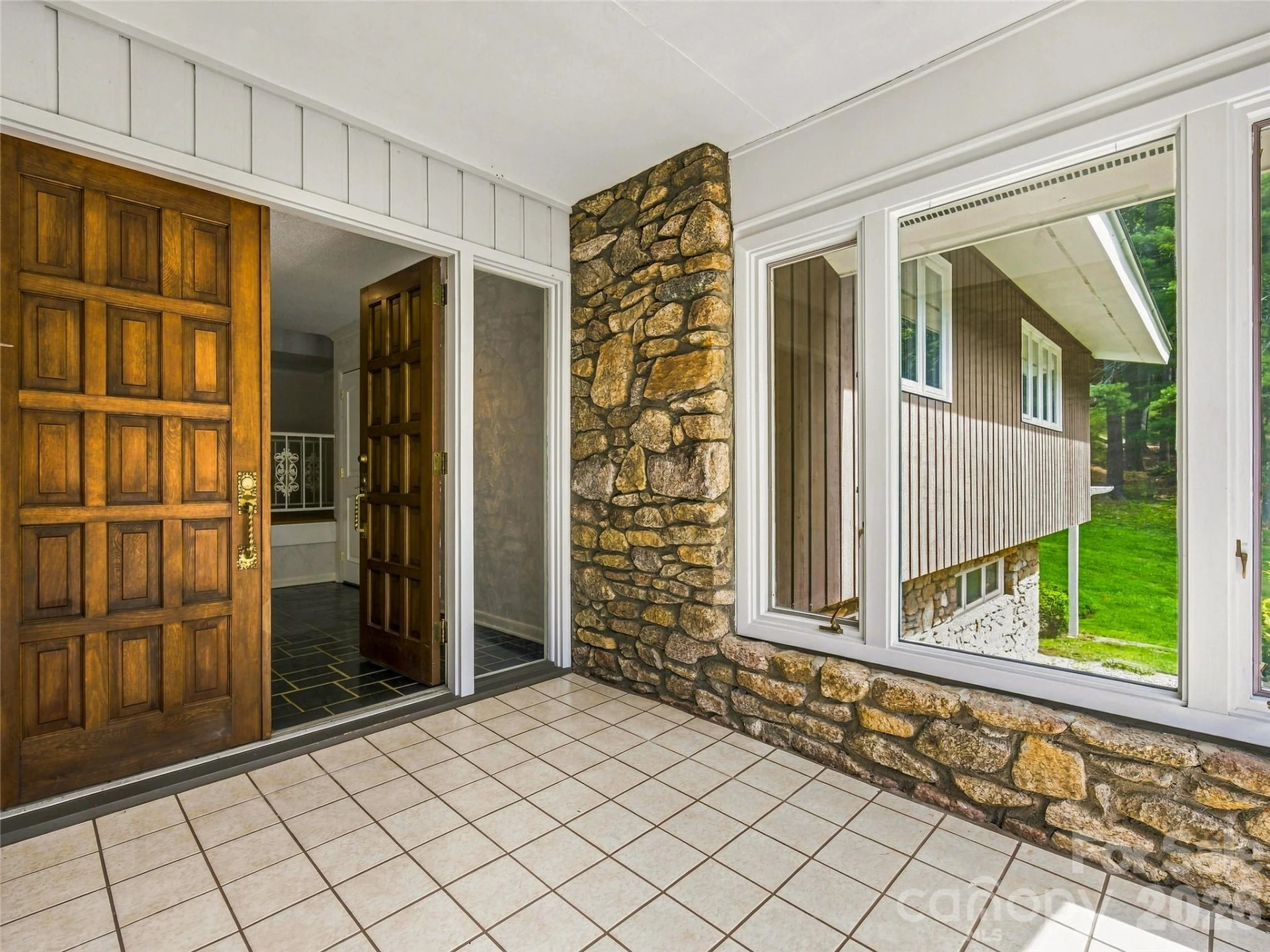 175 Robinhood Road - Photo 5