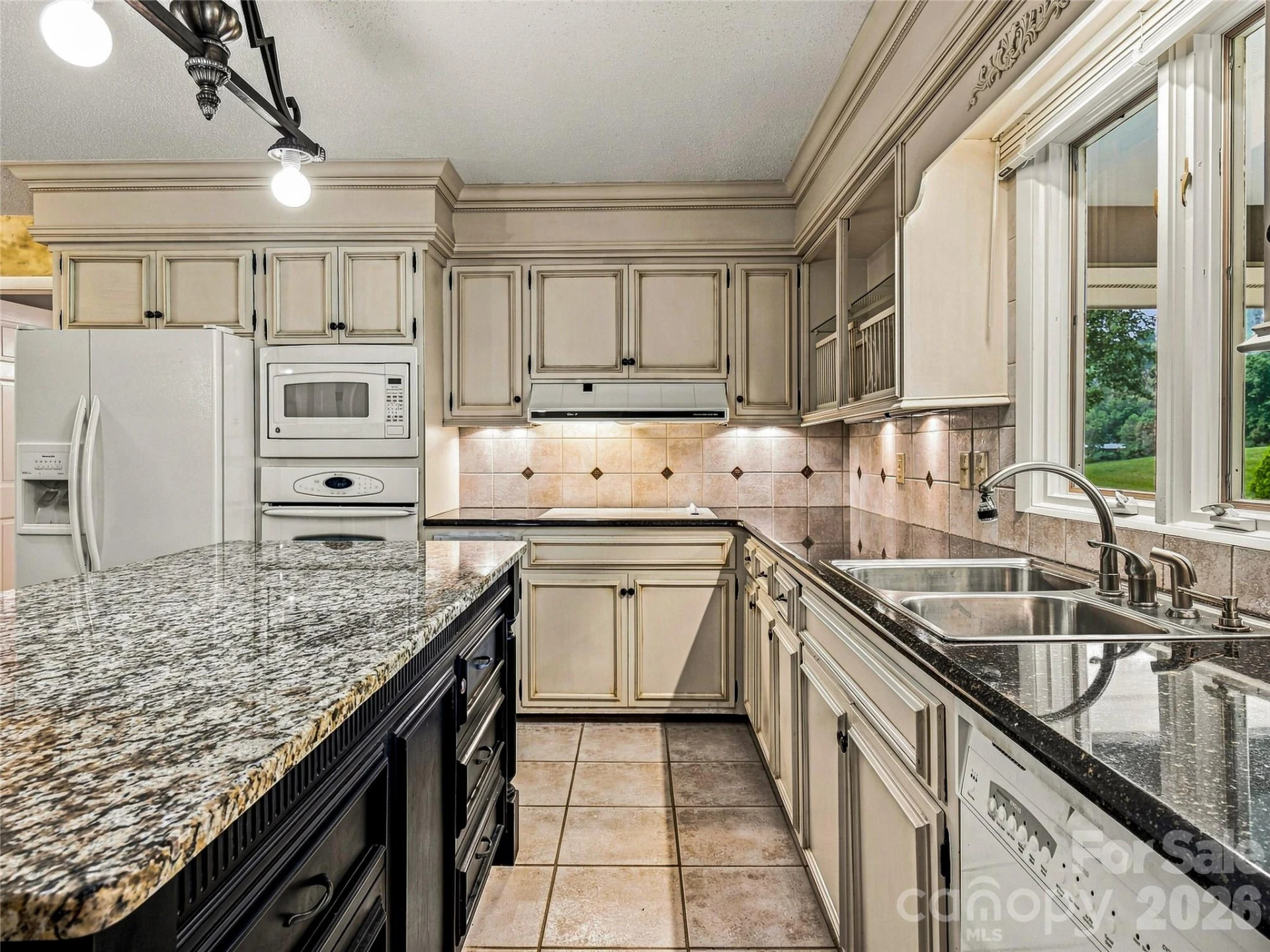 175 Robinhood Road - Photo 19