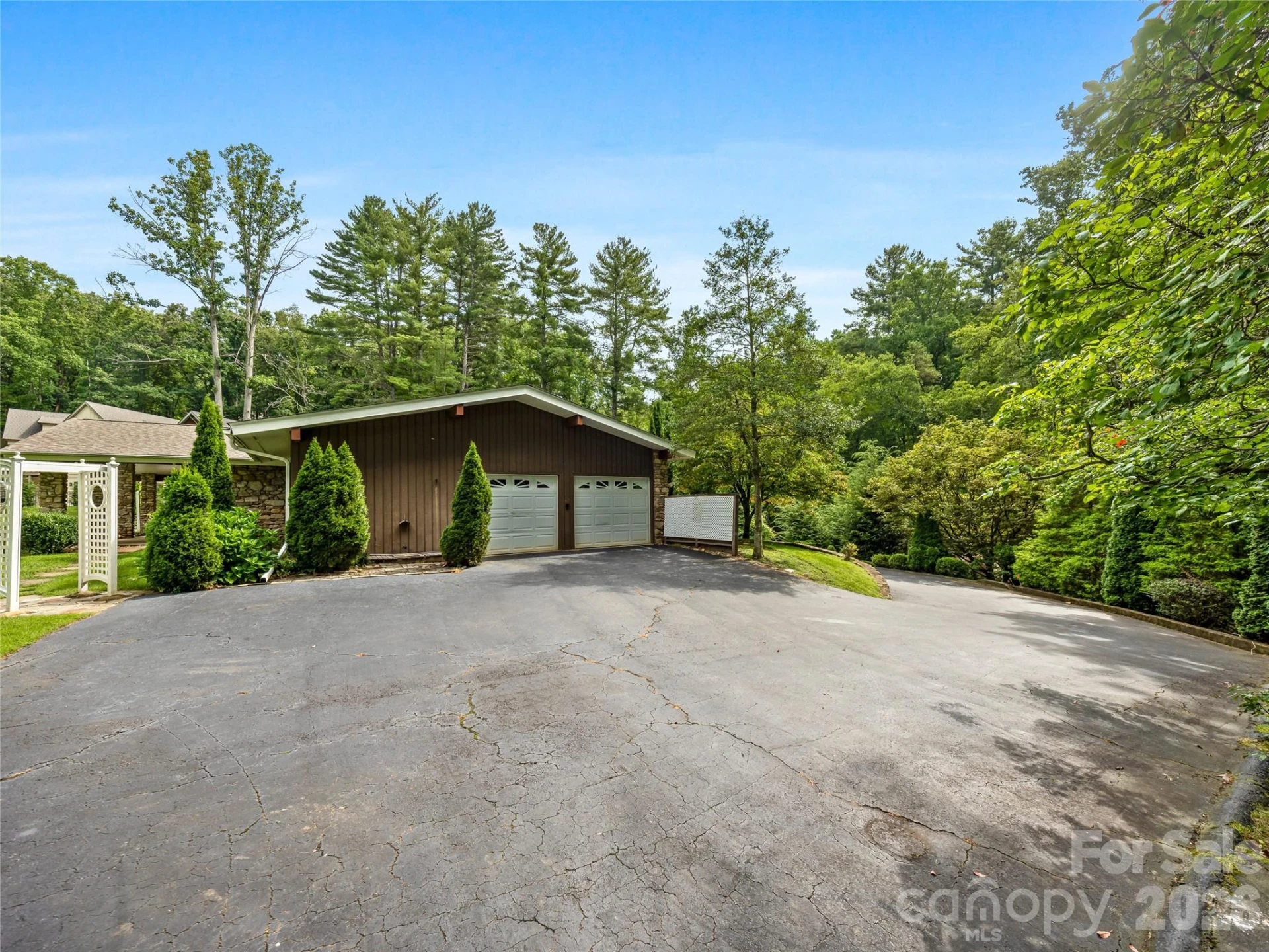 175 Robinhood Road - Photo 36