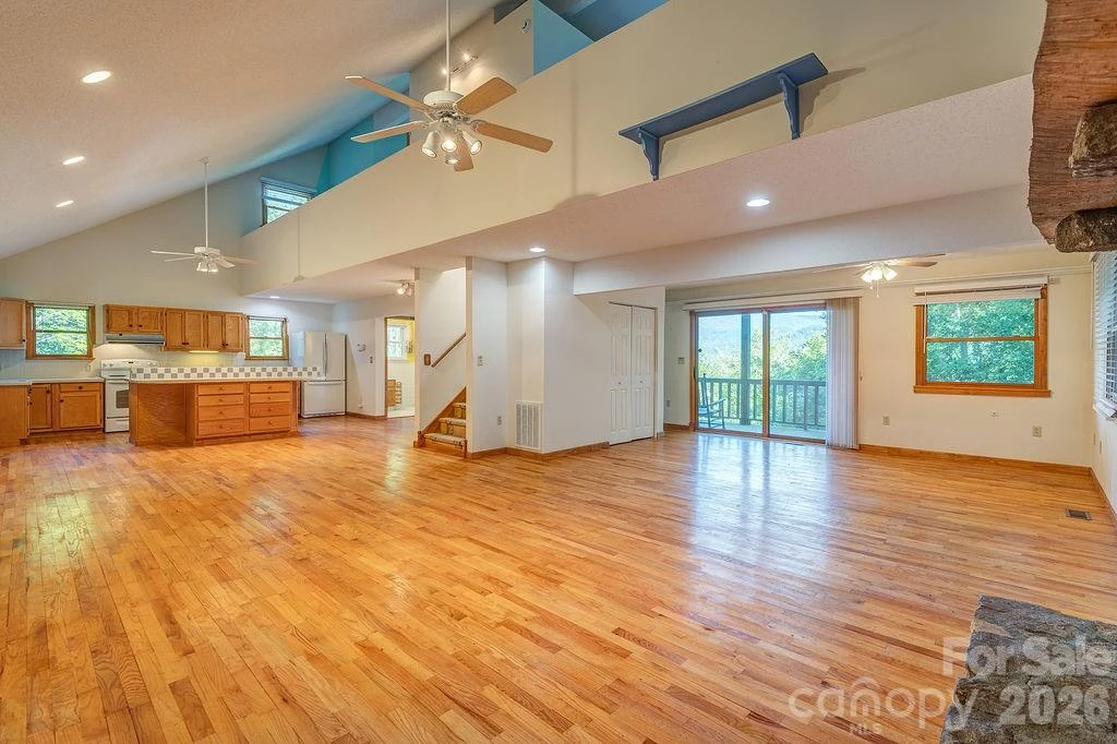 94 Marcellina Drive - Photo 4