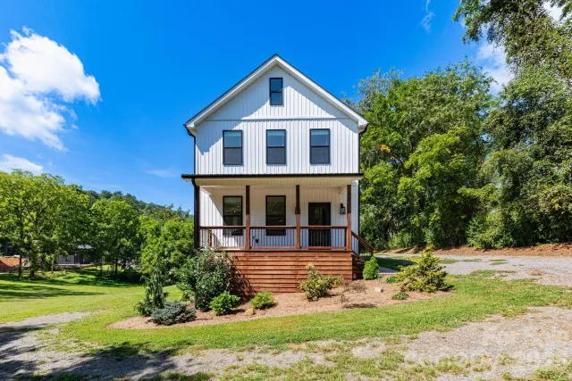 881 Burney Mountain Road, Fletcher, NC, 28732